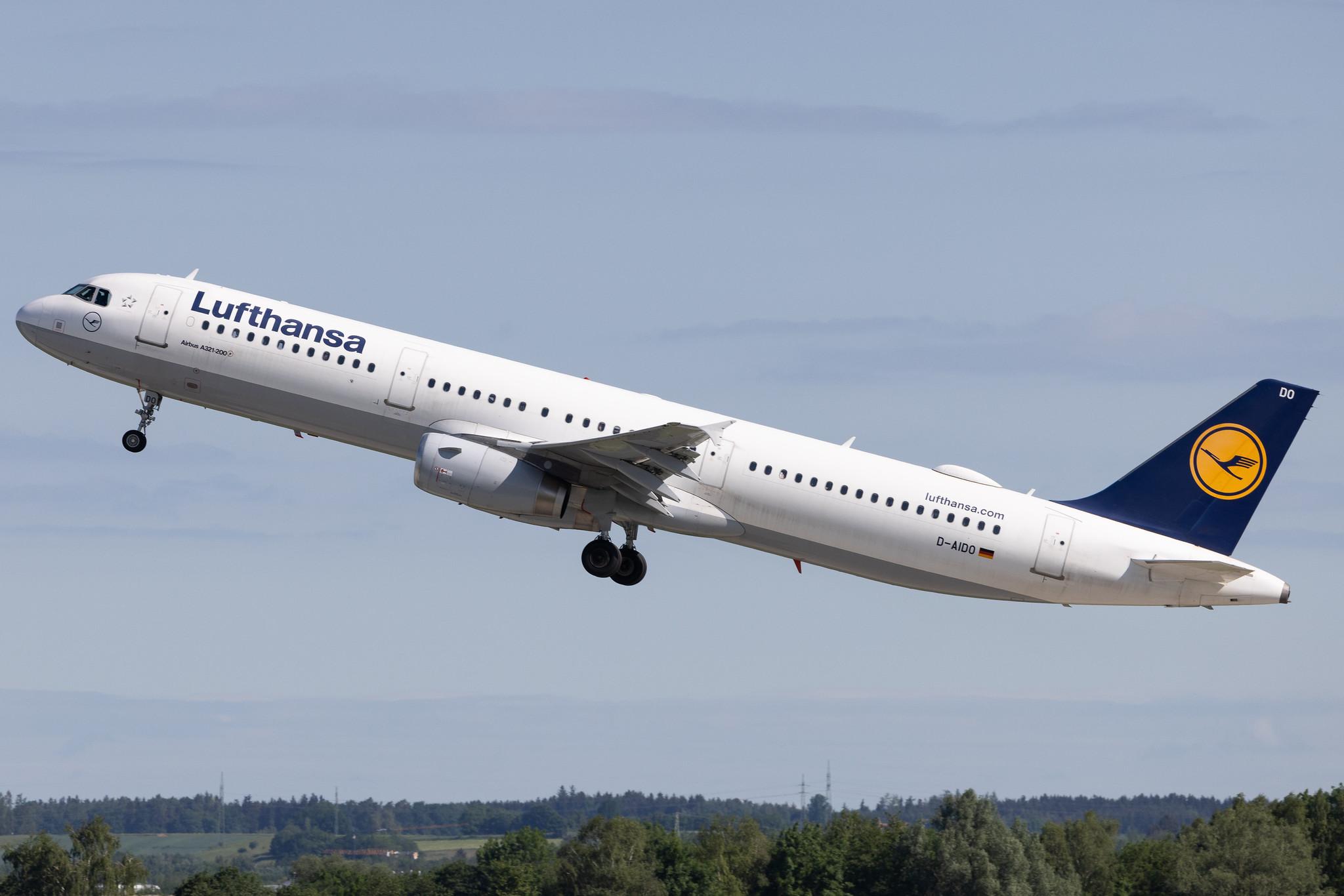 Munich Airport: Lufthansa (LH / DLH) | Airbus A321-231 A321 | D-AIDO | MSN 4994