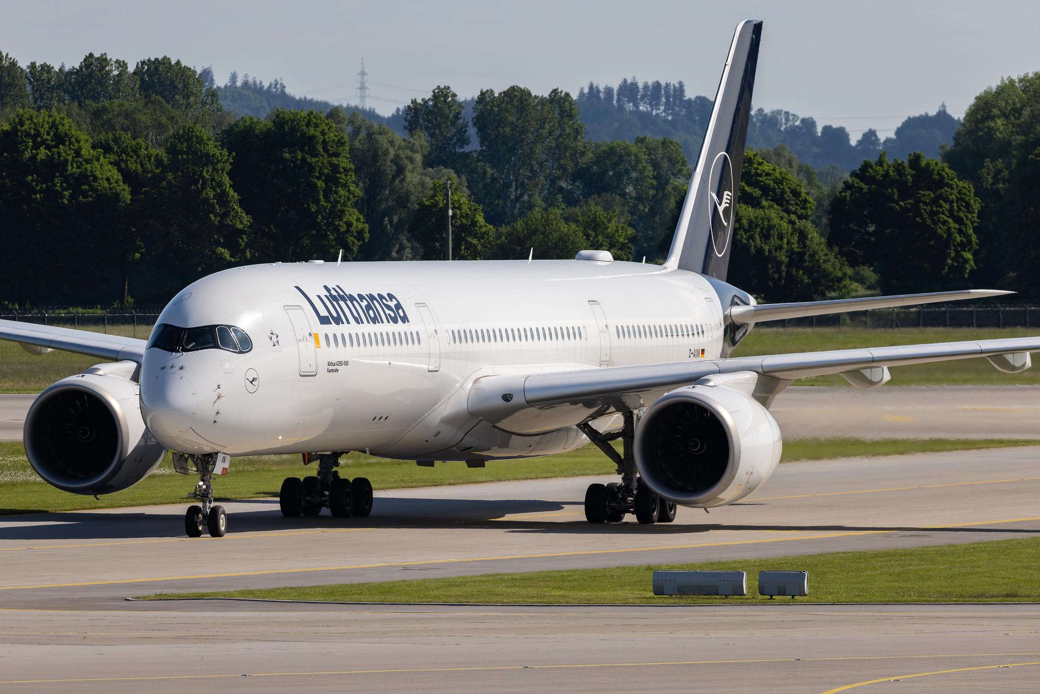 Munich Airport: Lufthansa (LH / DLH) | Airbus A350-941 A359 | D-AIXK | MSN 212