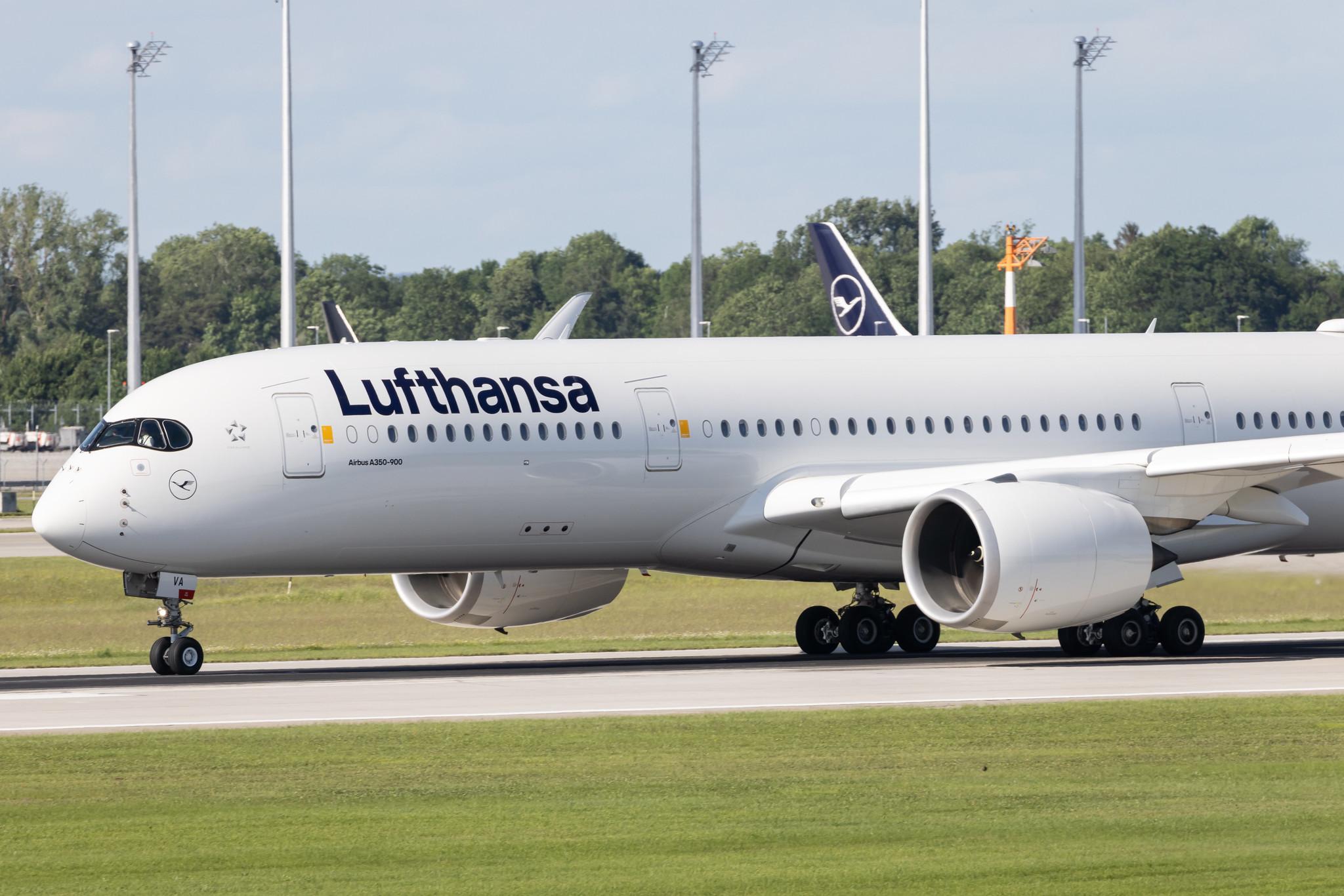 Munich Airport: Lufthansa (LH / DLH) | Airbus A350-941 A359 | D-AIVA | MSN 228