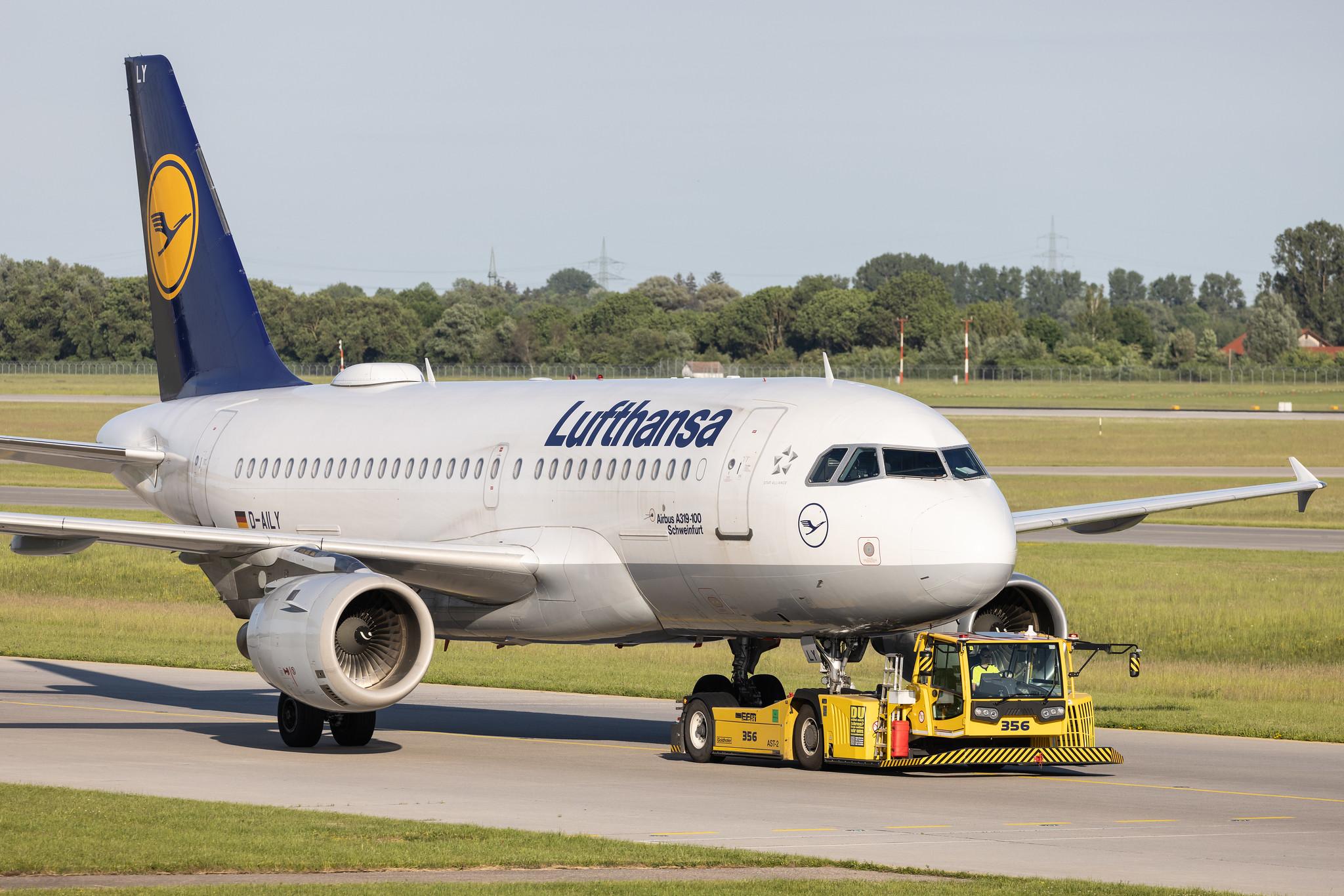Munich Airport: Lufthansa (LH / DLH) | Airbus A319-114 A319 | D-AILY | MSN 0875