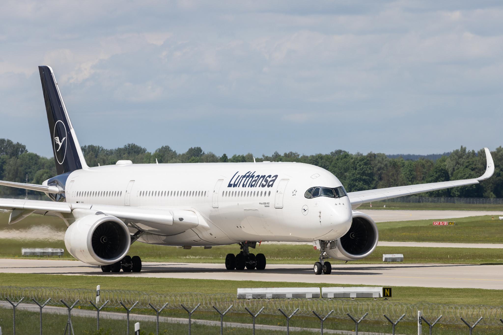 Munich Airport: Lufthansa (LH / DLH) | Airbus A350-941 A359 | D-AIXL | MSN 255
