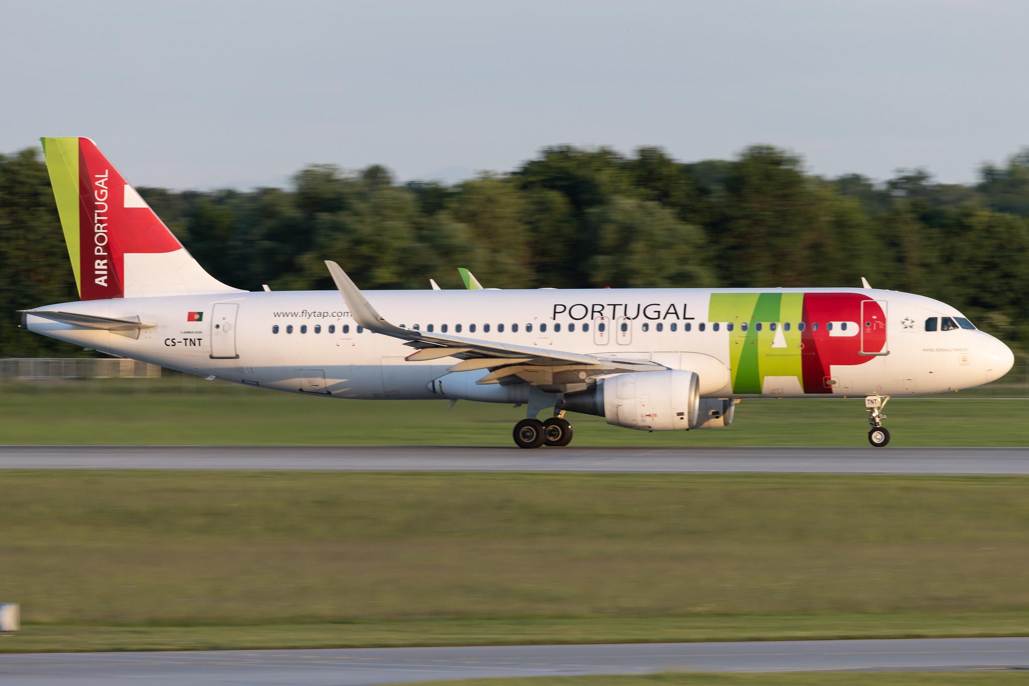 Munich Airport: TAP Air Portugal (TP / TAP) | Airbus A320-214 A320 | CS-TNT | MSN 4095