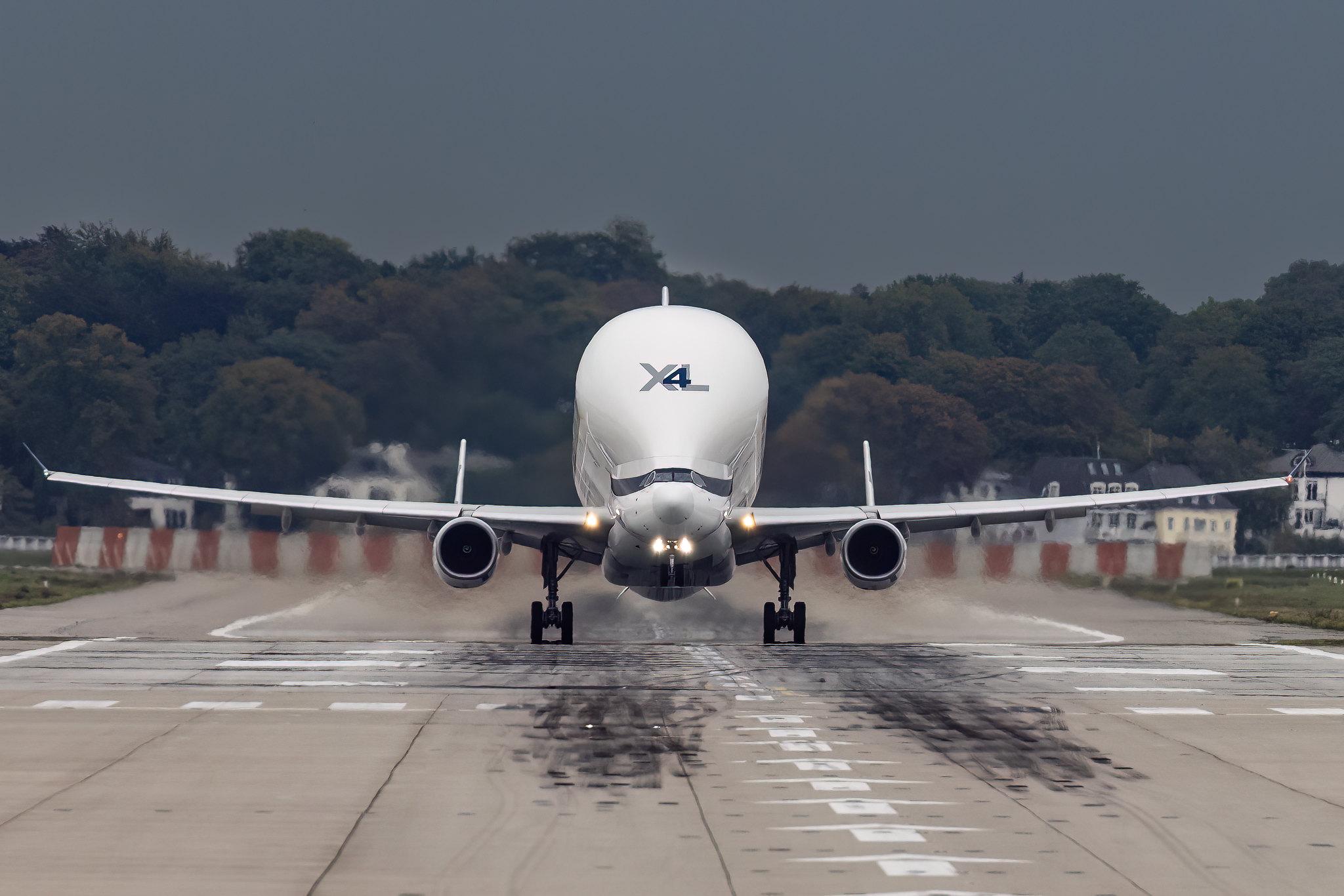 Hamburg Finkenwerder: Airbus Transport International (4Y / BGA) | Airbus A330-743L Beluga XL A337 | F-GXLJ | MSN 1985