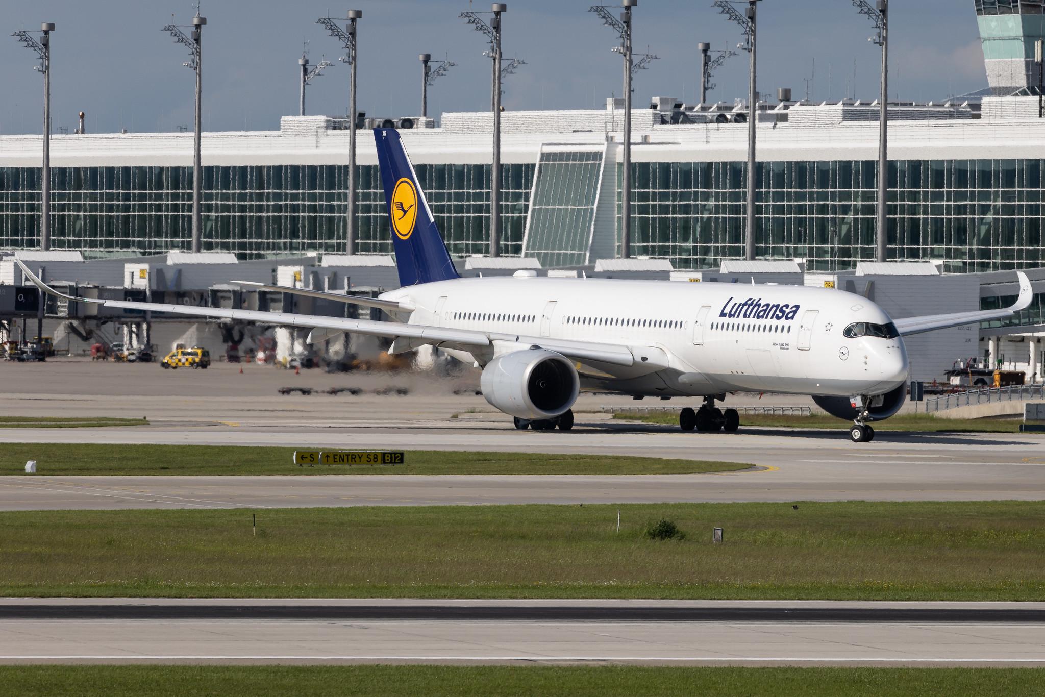 Munich Airport: Lufthansa (LH / DLH) | Airbus A350-941 A359 | D-AIXG | MSN 174
