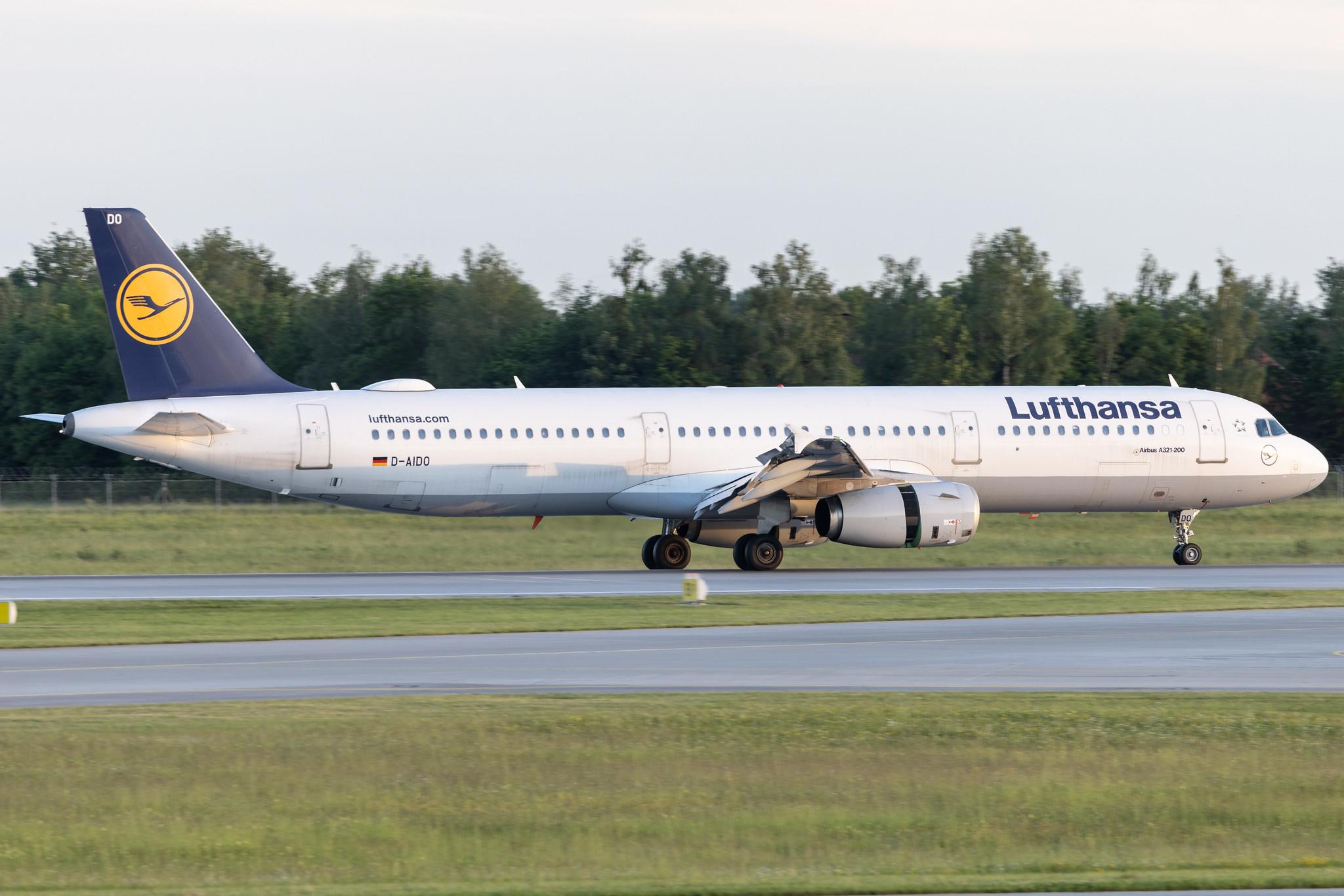 Munich Airport: Lufthansa (LH / DLH) | Airbus A321-231 A321 | D-AIDO | MSN 4994