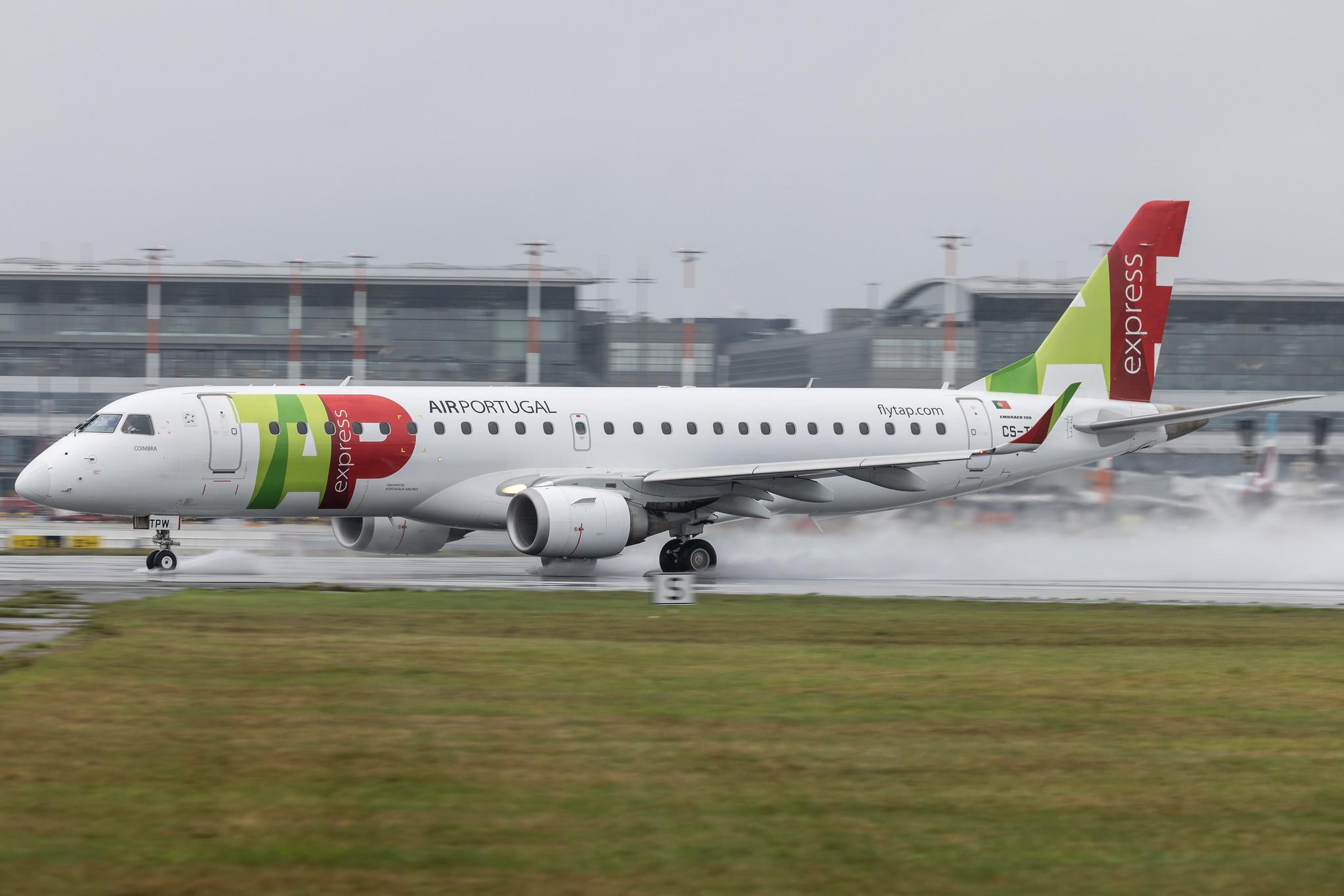 Hamburg Airport: TAP Express (TP / TAP) | Operator: Portugalia Airlines | Embraer E190LR E190 | CS-TPW | MSN 19000550