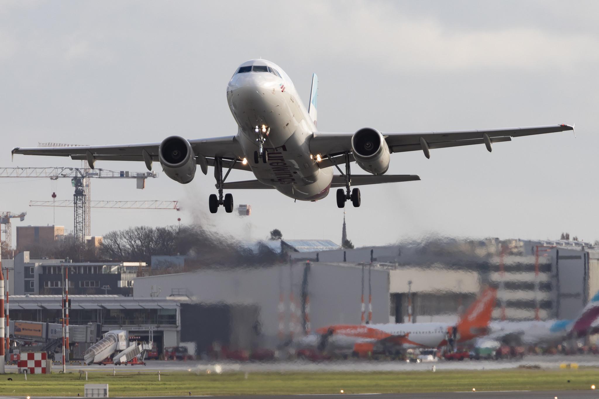Hamburg Airport: Eurowings (EW / EWG) |  Airbus A319-132 A319 | D-AGWF | MSN 3172