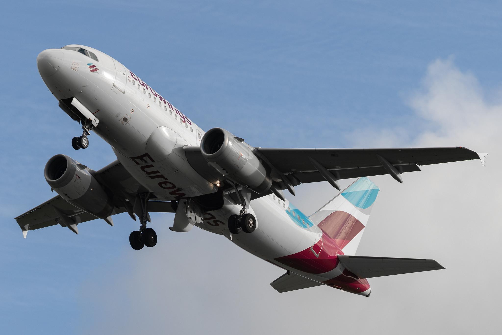 Hamburg Airport: Eurowings (EW / EWG) |  Airbus A319-132 A319 | D-AGWU | MSN 5457