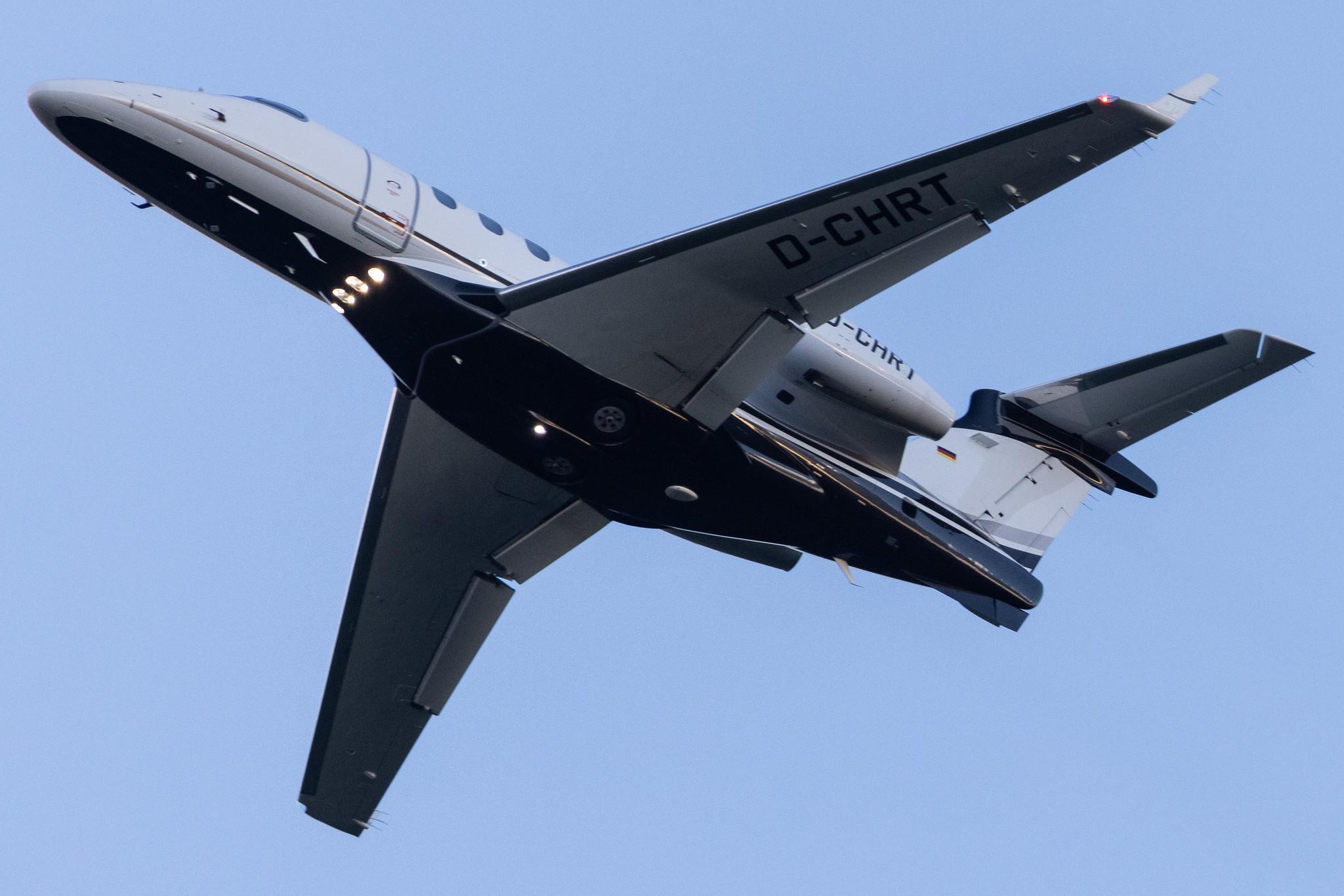 Hamburg Airport: Private owner |  Embraer Phenom 300 E55P | D-CHRT | MSN 50500198