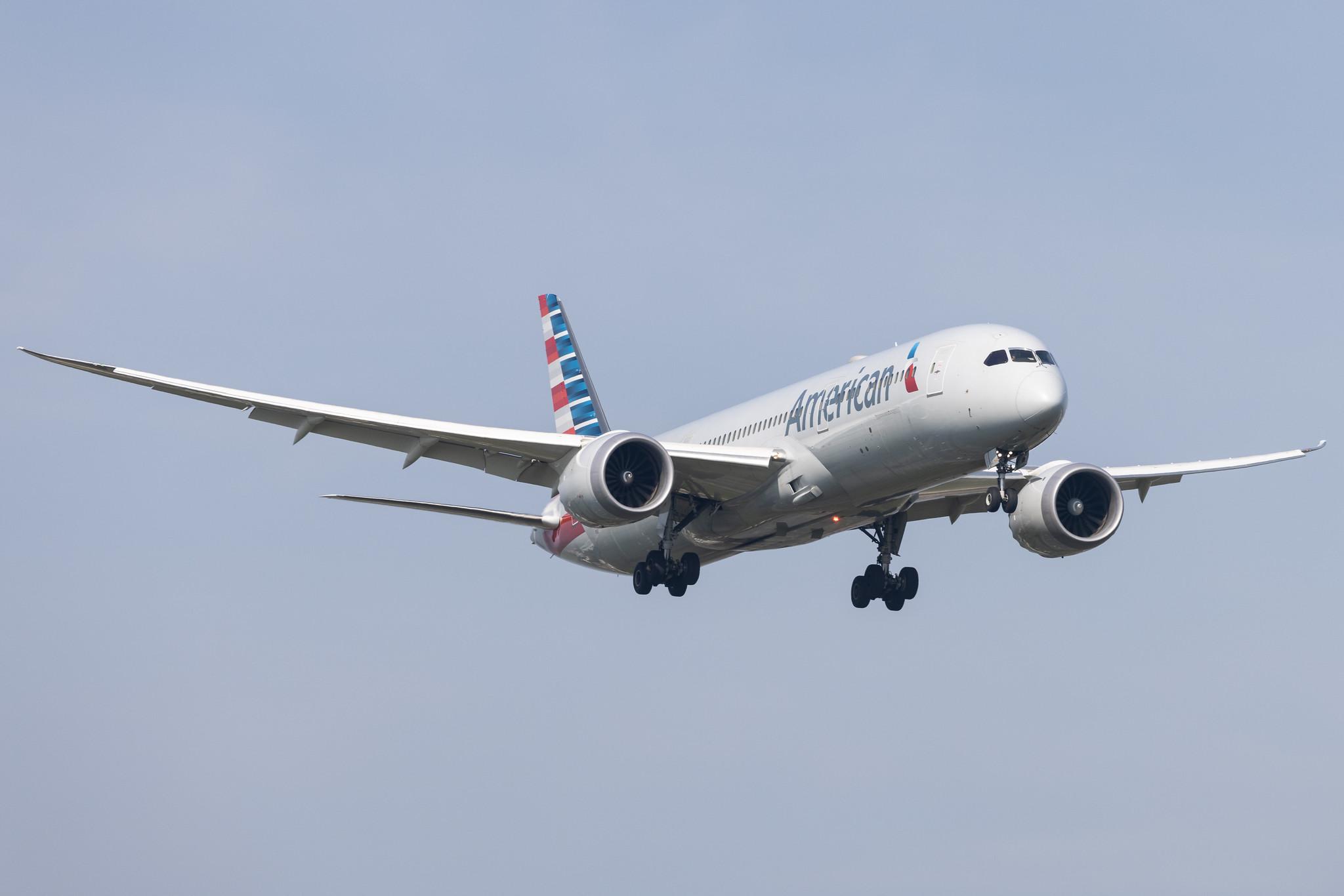 London Heathrow: American Airlines (AA / AAL) |  Boeing 787-9 Dreamliner B789 | N824AN | MSN 40643