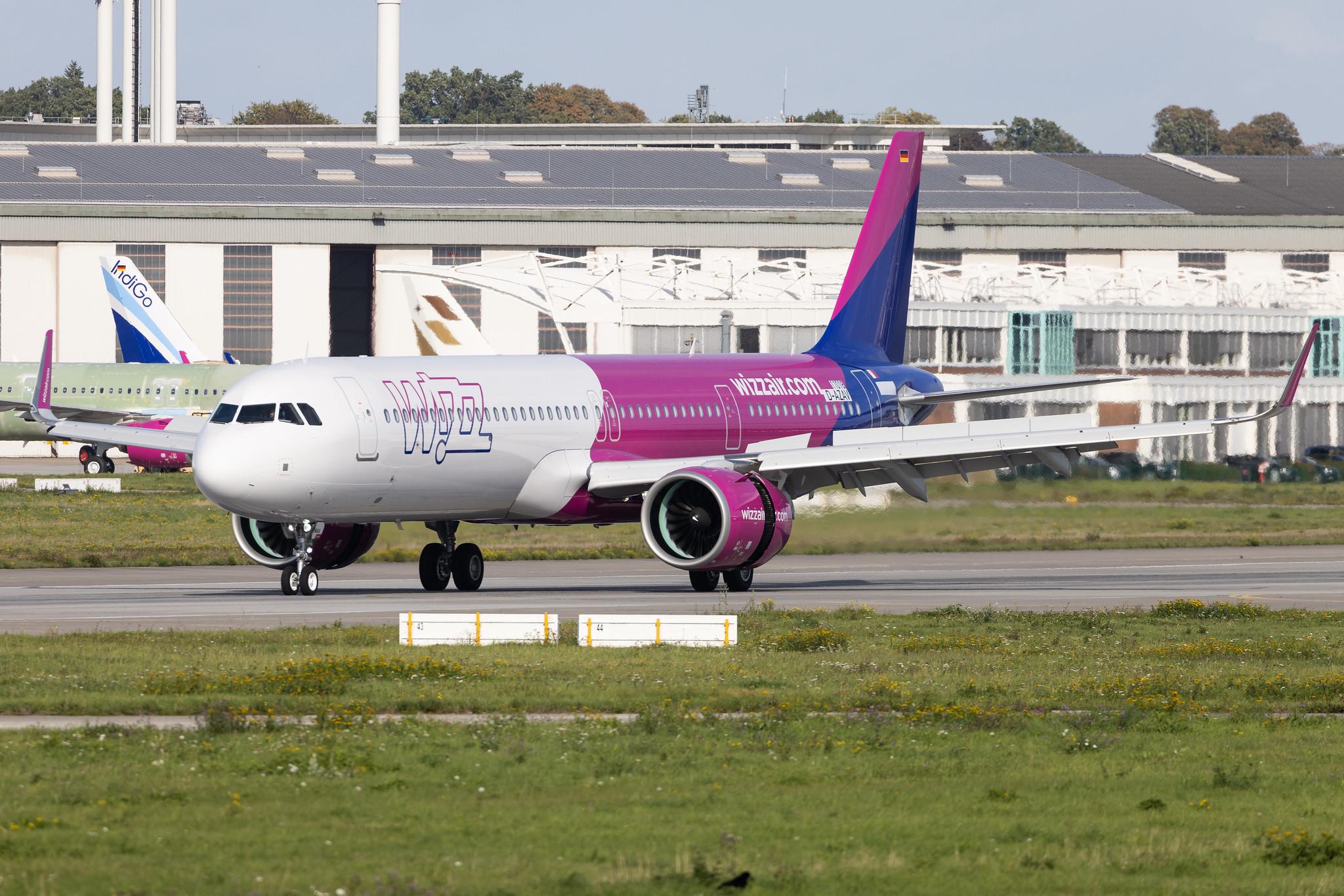 Hamburg Finkenwerder: Wizz Air Malta | Airbus A321-271NX A21N | D-AZAV | 9H-WAA | MSN 11018