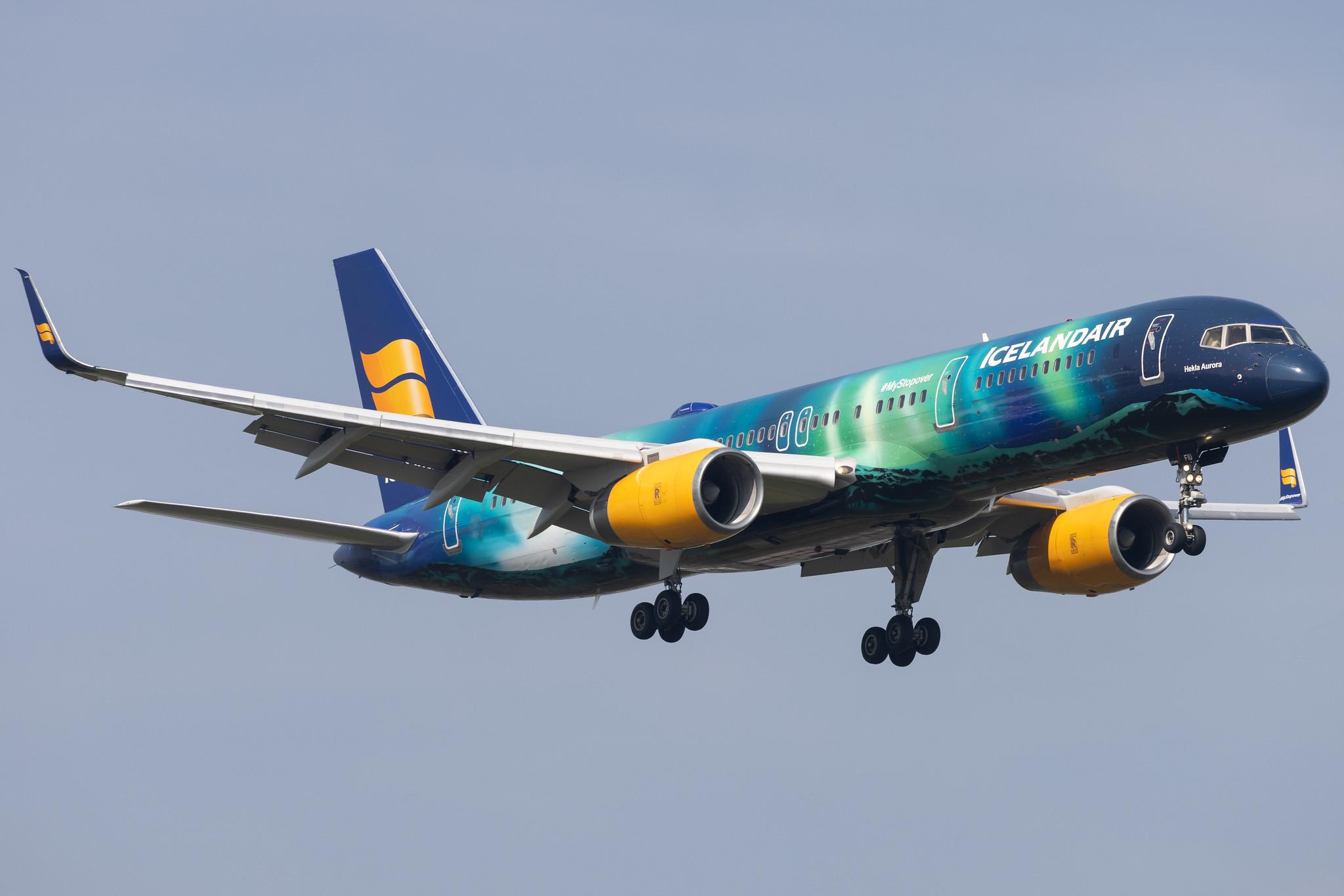 London Heathrow: Icelandair (FI / ICE) |  Livery: Aurora Borealis Livery |  Boeing 757-256 B752 | TF-FIU | MSN 26243