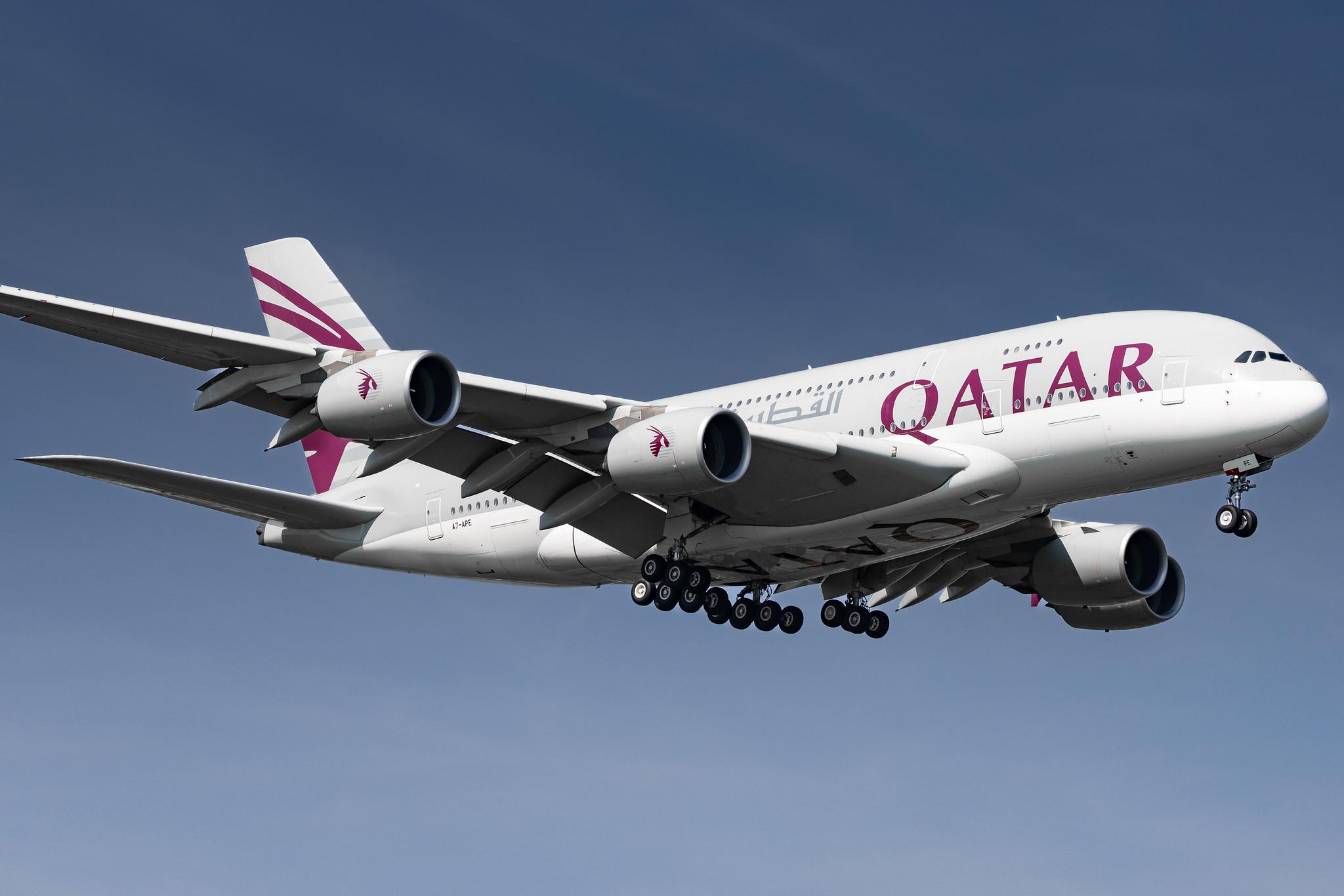 London Heathrow: Qatar Airways (QR / QTR) |  Airbus A380-861 A388 | A7-APE | MSN 181