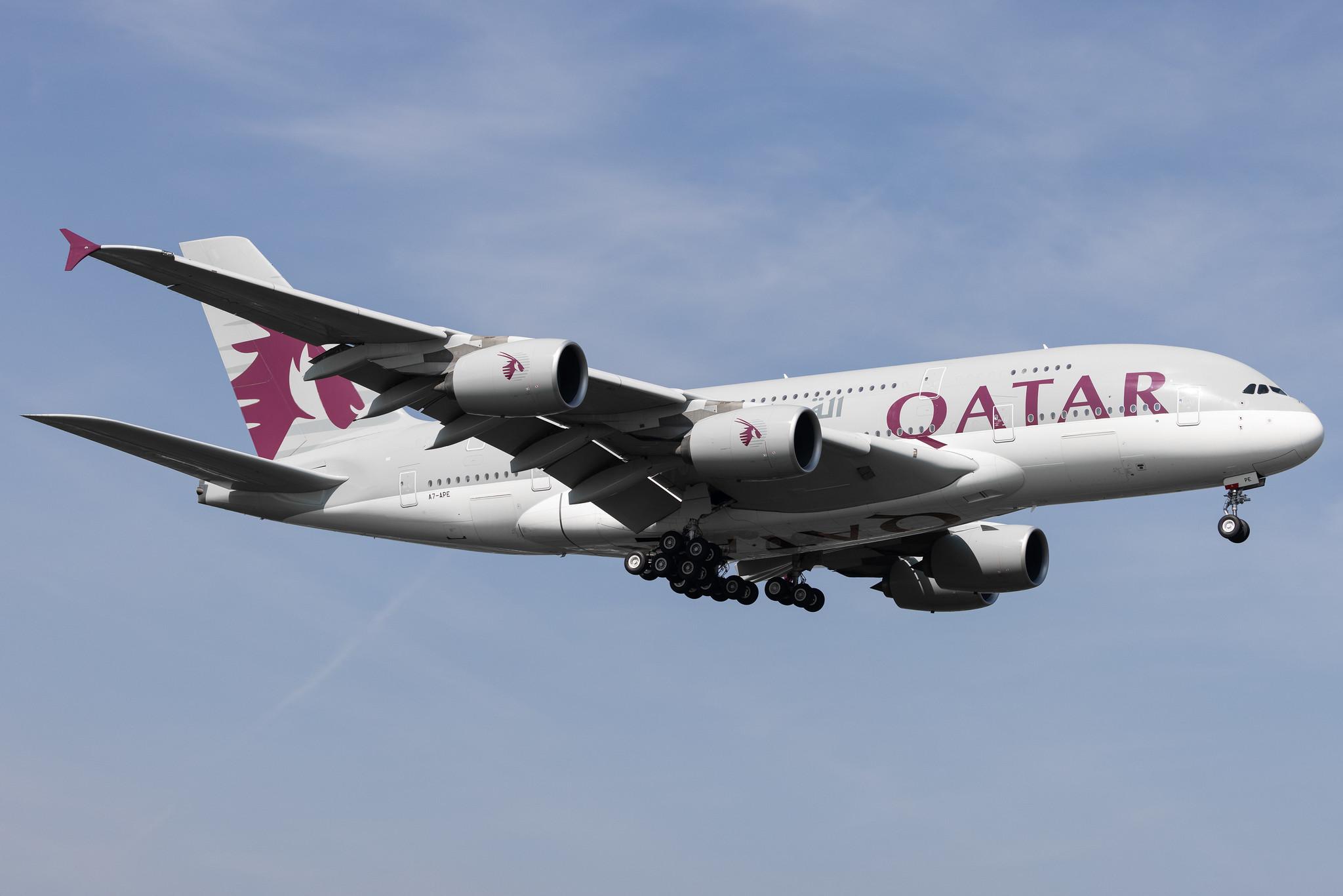 London Heathrow: Qatar Airways (QR / QTR) |  Airbus A380-861 A388 | A7-APE | MSN 181