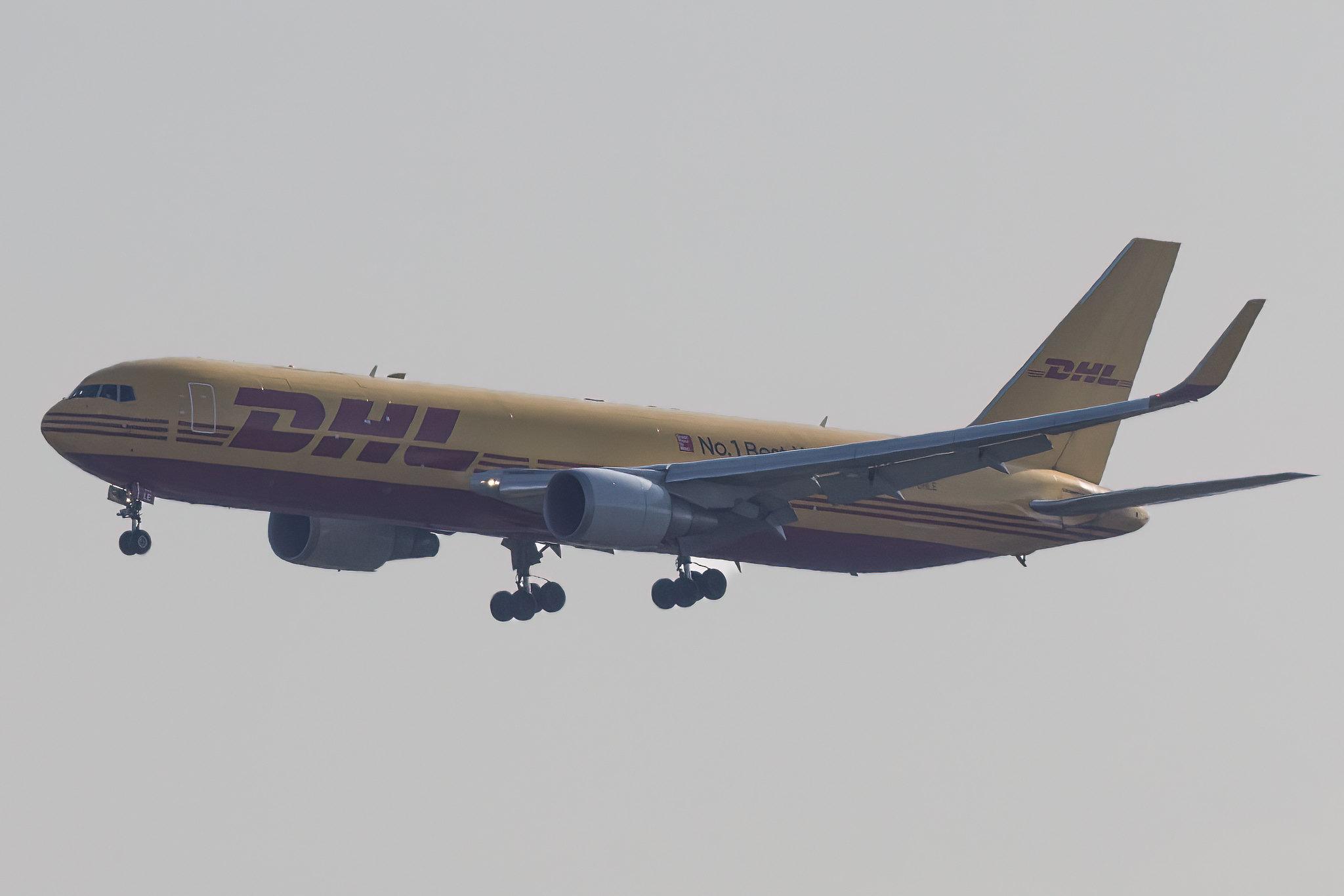 London Heathrow: DHL (D0 / DHK) |  Boeing 767-3JHF(ER) B763 | G-DHLE | MSN 37805