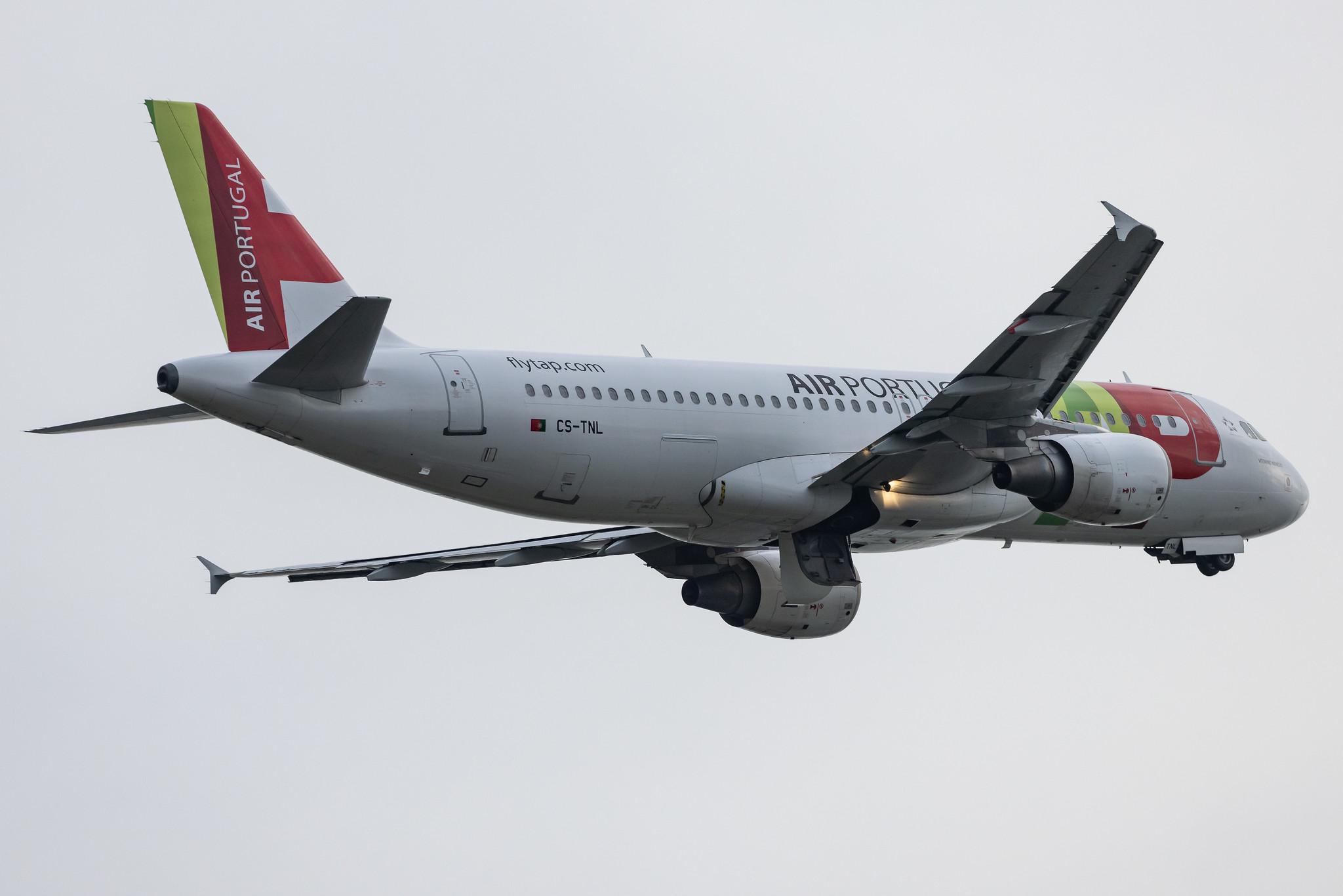 Hamburg Airport: TAP Air Portugal (TP / TAP) | Airbus A320-214 A320 | CS-TNL | MSN 1231
