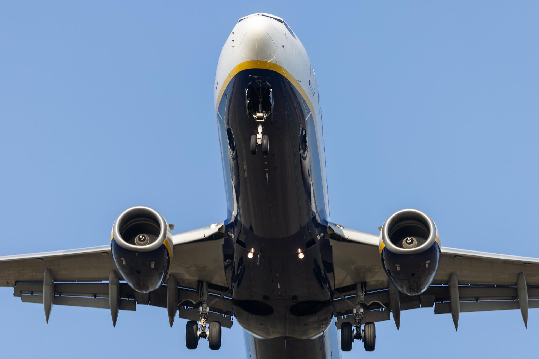 Flughafen Berlin Brandenburg: Ryanair (FR / RYR) | Boeing 737-8AS B738 | EI-DWT | MSN 33626