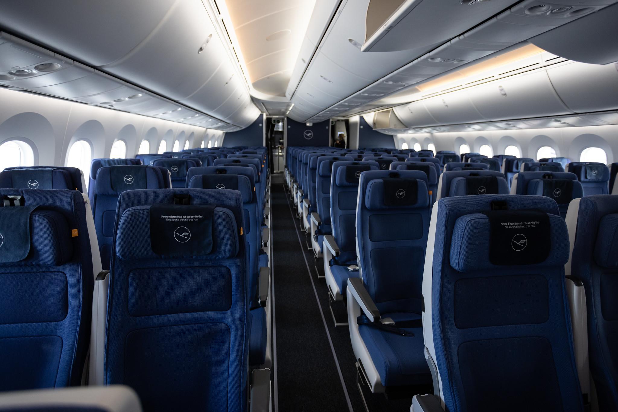 Munich Airport: Lufthansa (LH / DLH) | Boeing 787-9 Dreamliner B789 | D-ABPA | MSN 62730