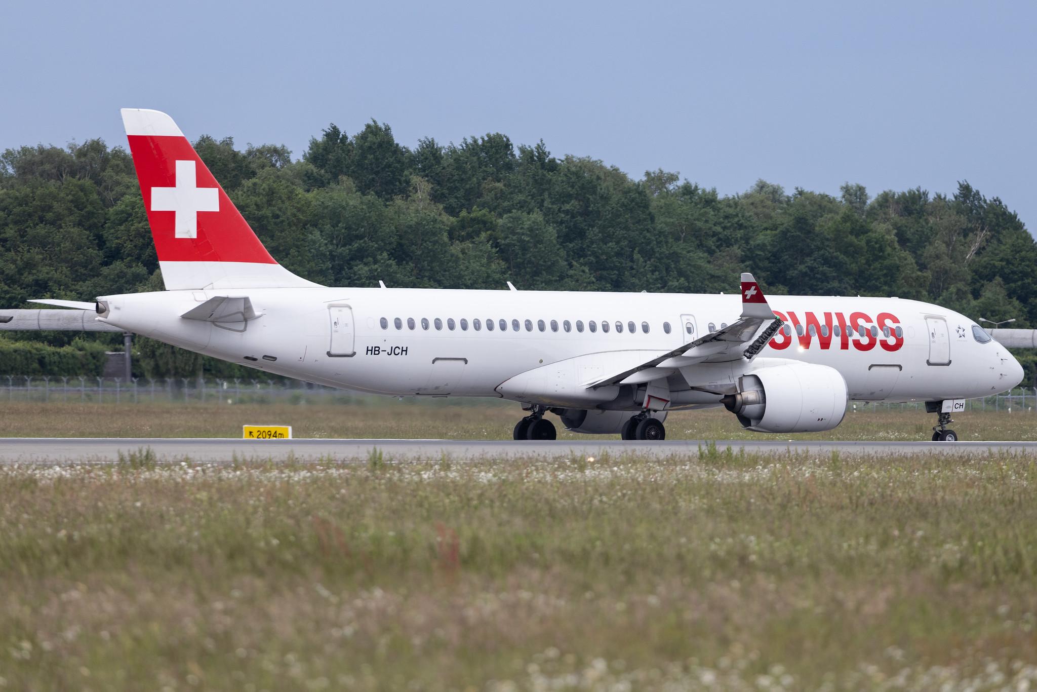 Hamburg Airport: Swiss (LX / SWR) | Airbus A220-300 BCS3 | HB-JCH | MSN 55021