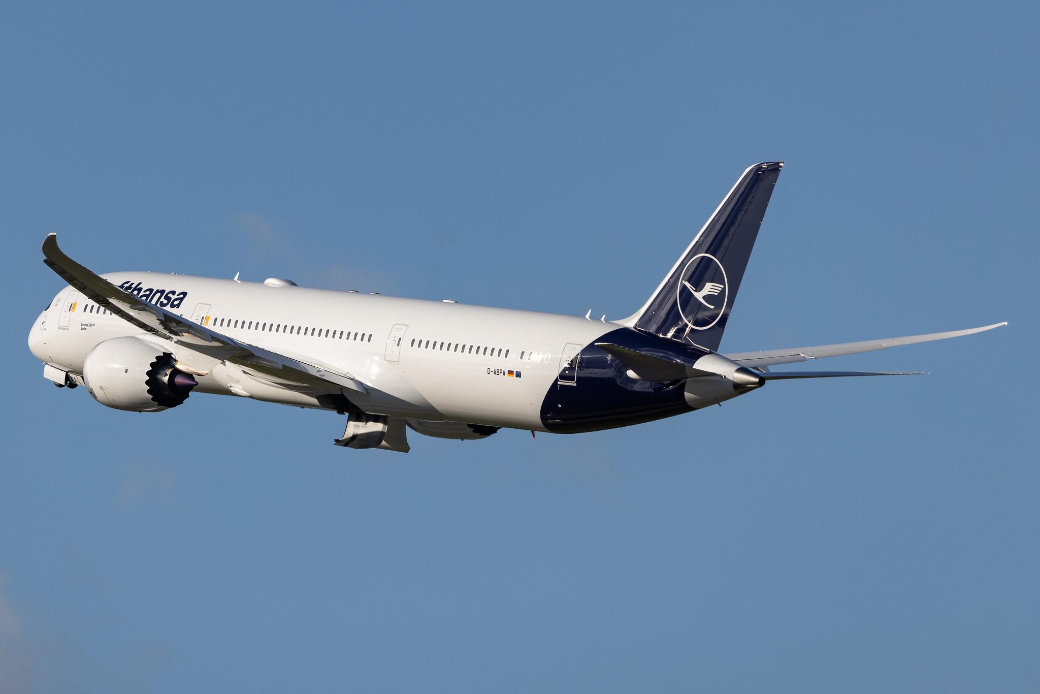 Munich Airport: Lufthansa (LH / DLH) | Boeing 787-9 Dreamliner B789 | D-ABPA | MSN 62730