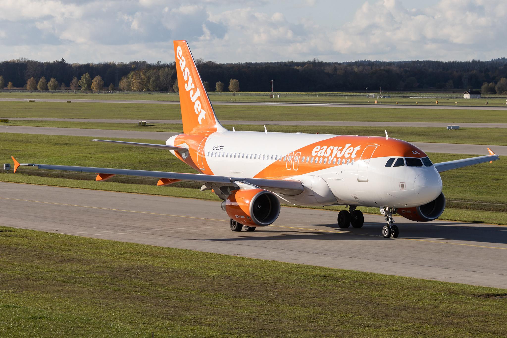 Munich Airport: easyJet (U2 / EZY) |  Airbus A319-111 A319 | G-EZDL | MSN 3569