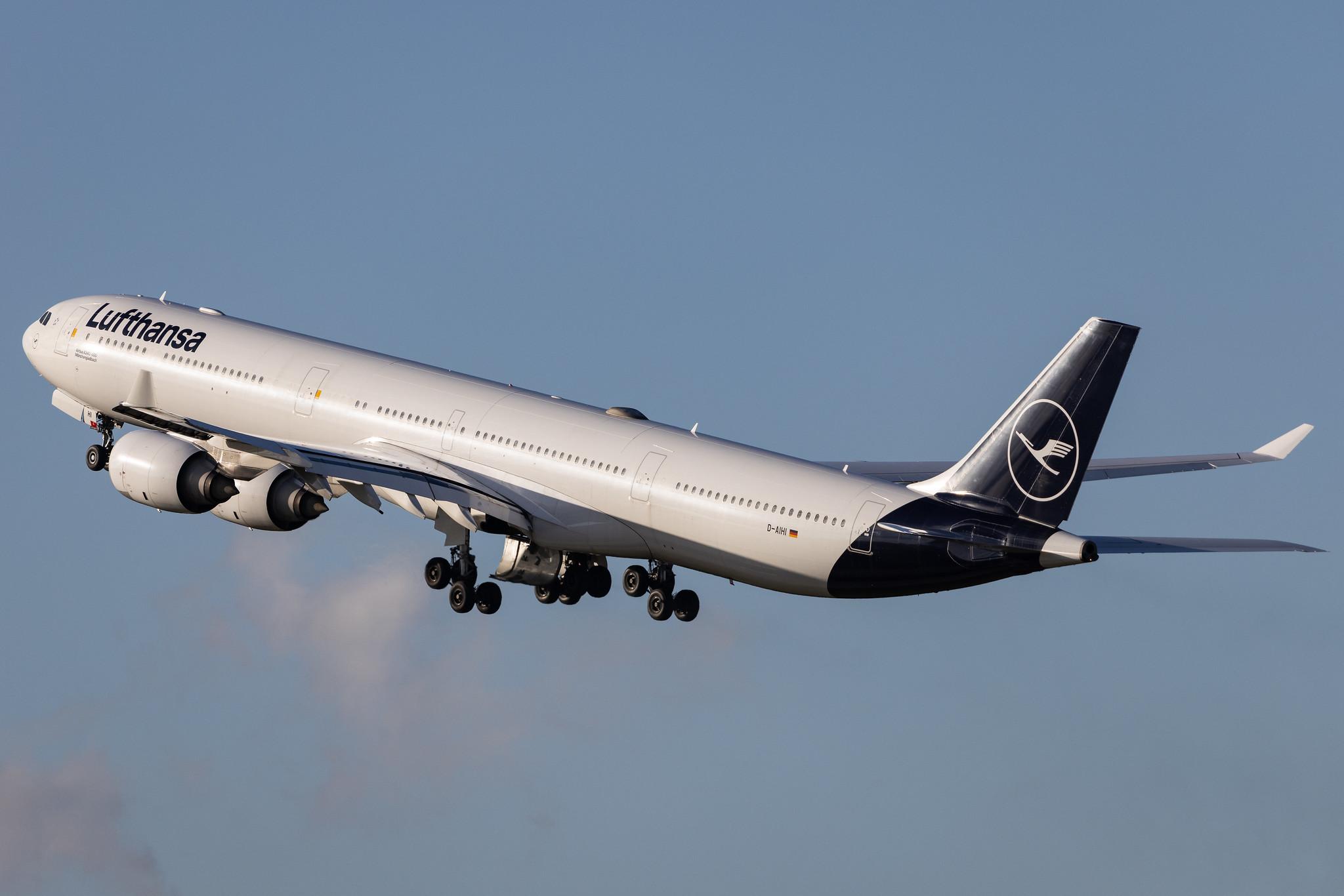 Munich Airport: Lufthansa (LH / DLH) | Airbus A340-642 A346 | D-AIHI | MSN 0569