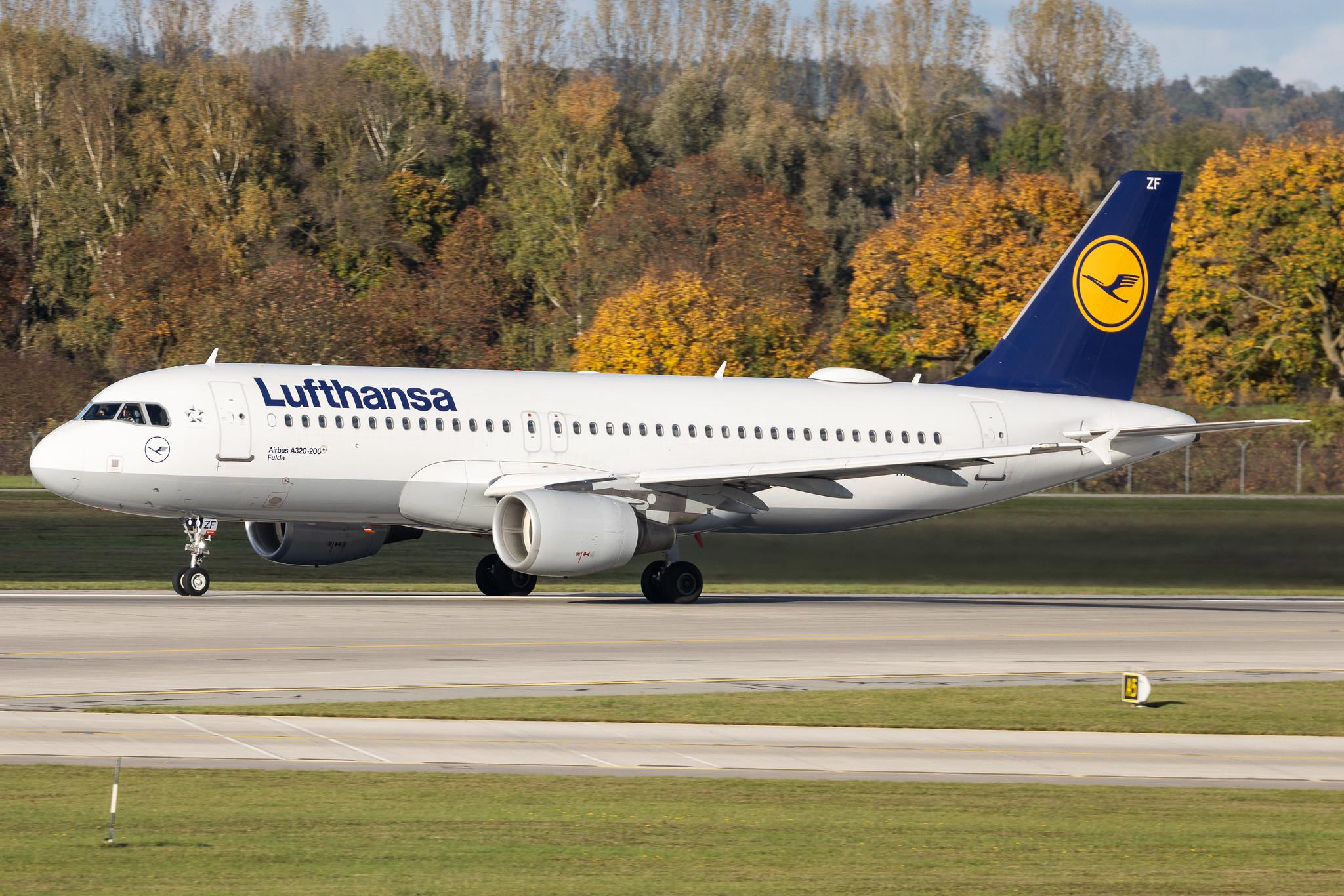 Munich Airport: Lufthansa (LH / DLH) | Airbus A320-214 A320 | D-AIZF | MSN 4289