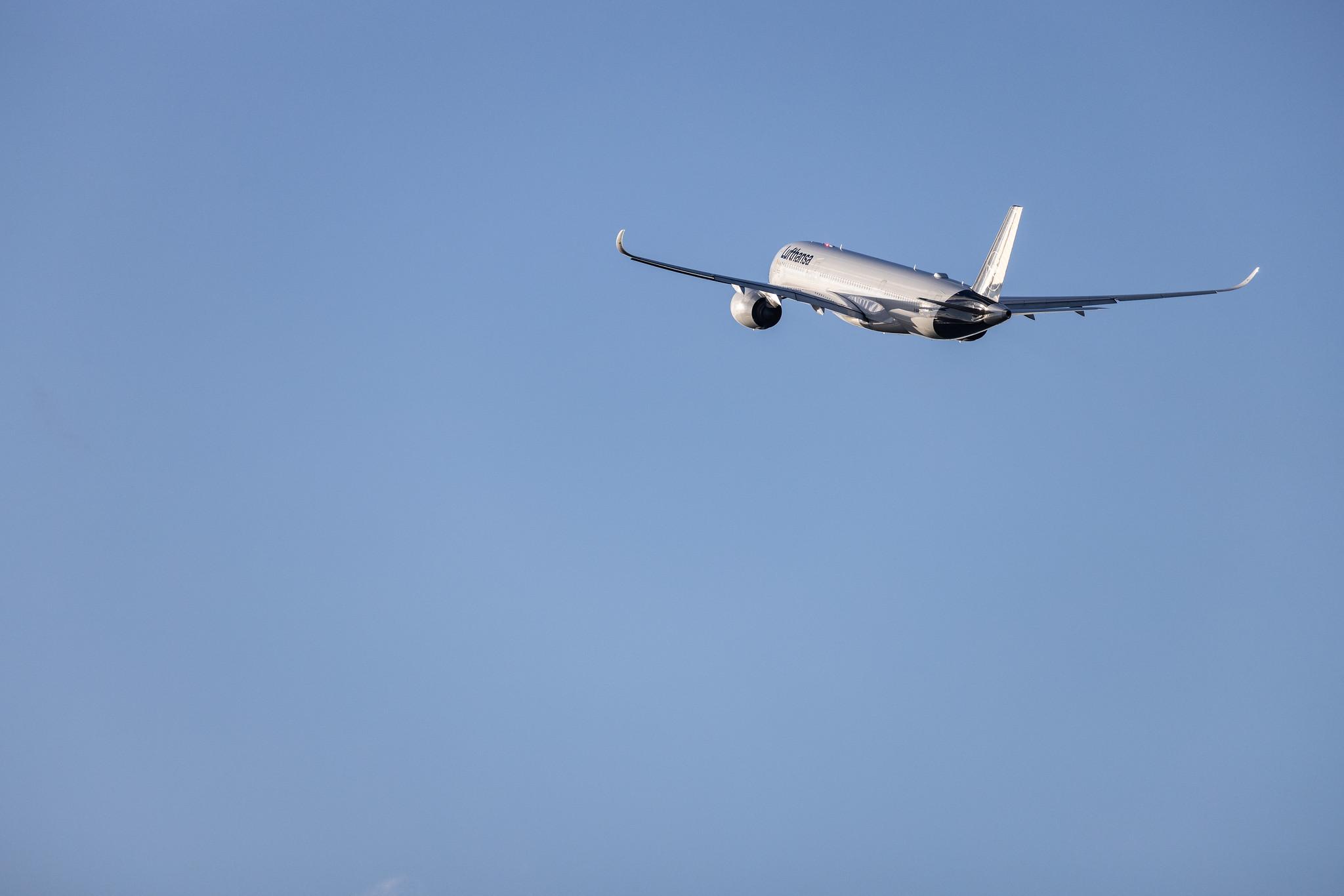 Munich Airport: Lufthansa (LH / DLH) | Airbus A350-941 A359 | D-AIXK | MSN 212