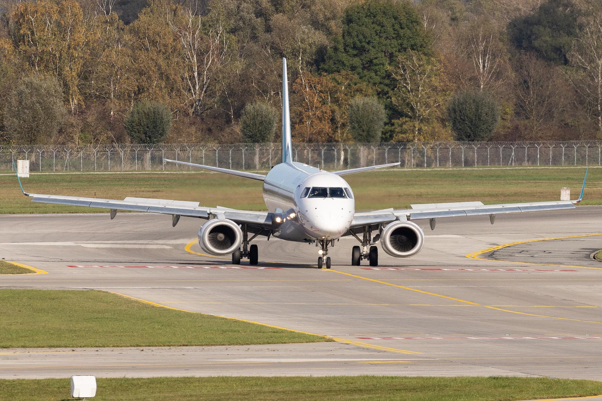 Munich Airport: Air Dolomiti (EN / DLA) | Embraer E195LR E195 | I-ADJK | MSN 19000245