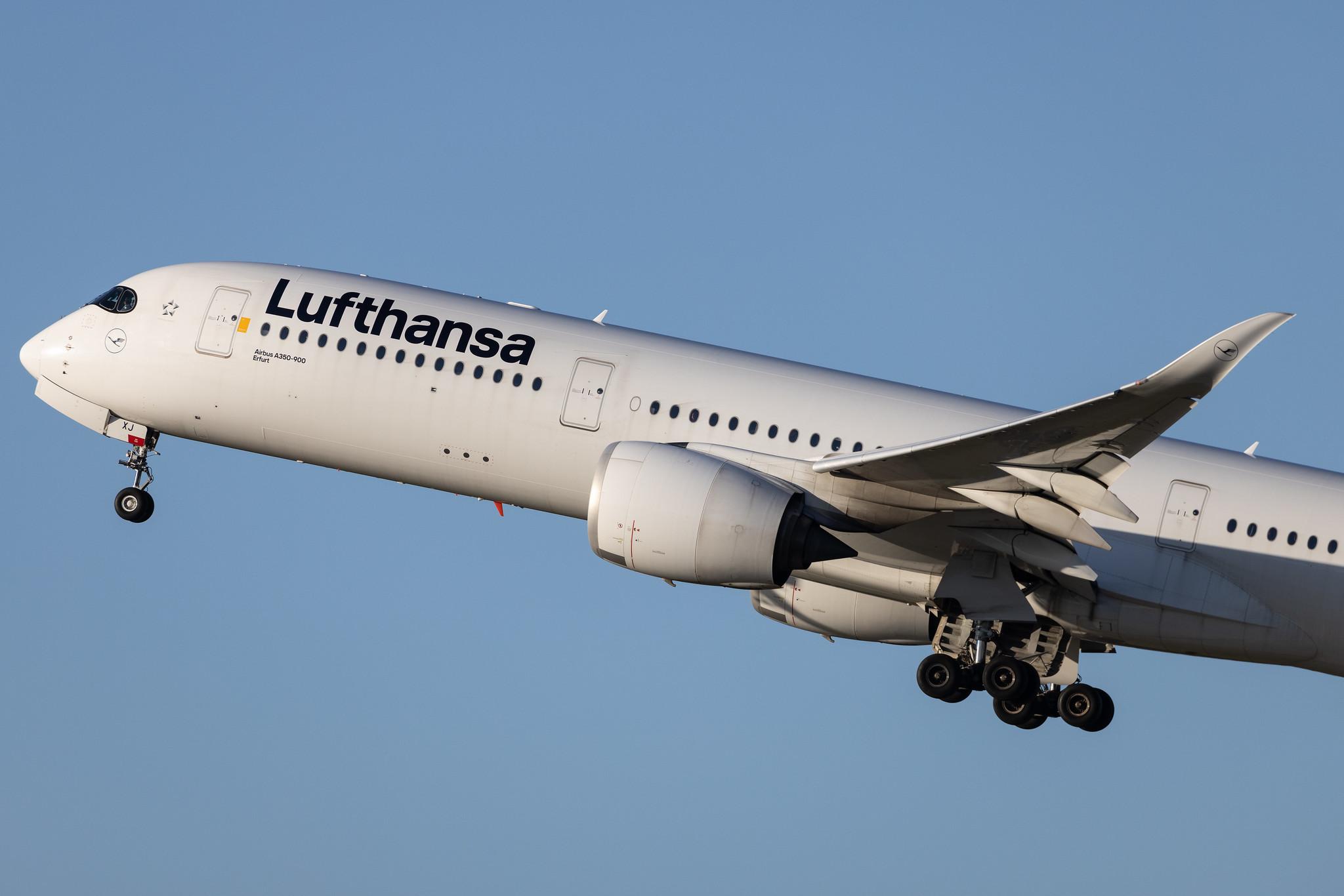 Munich Airport: Lufthansa (LH / DLH) | Airbus A350-941 A359 | D-AIXJ | MSN 209