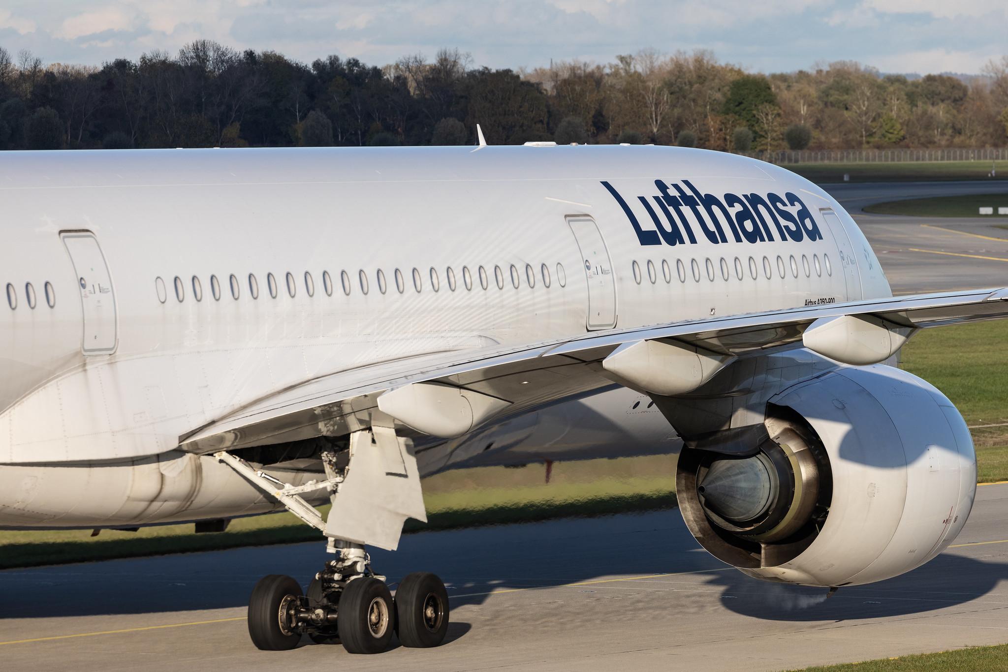 Munich Airport: Lufthansa (LH / DLH) | Airbus A350-941 A359 | D-AIXI | MSN 202