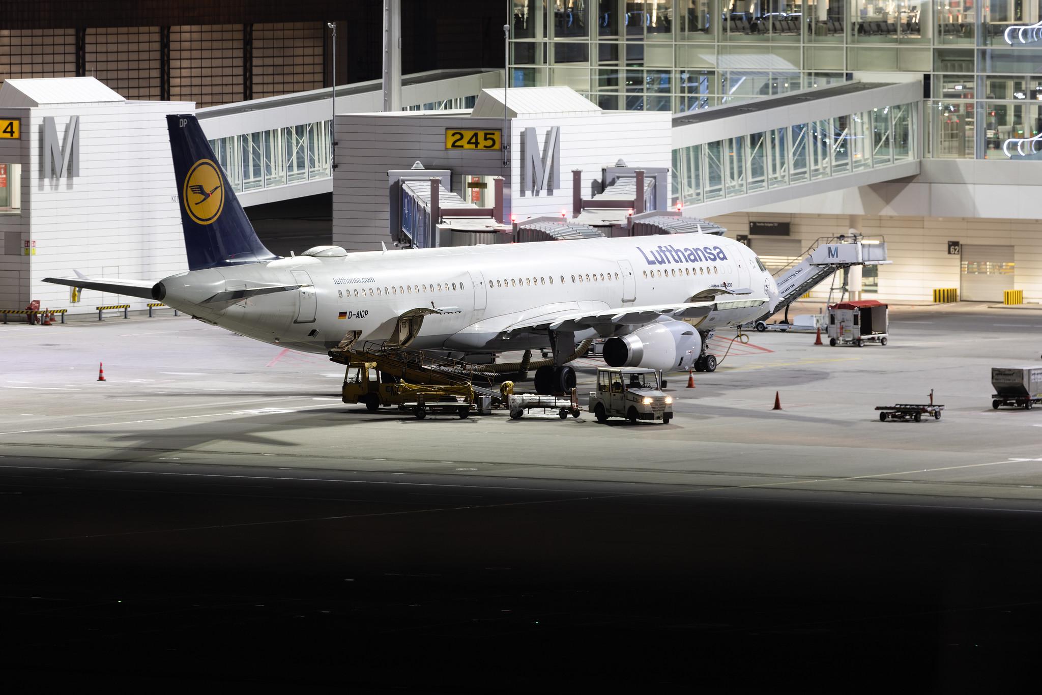 Munich Airport: Lufthansa (LH / DLH) | Airbus A321-231 A321 | D-AIDP | MSN 5049
