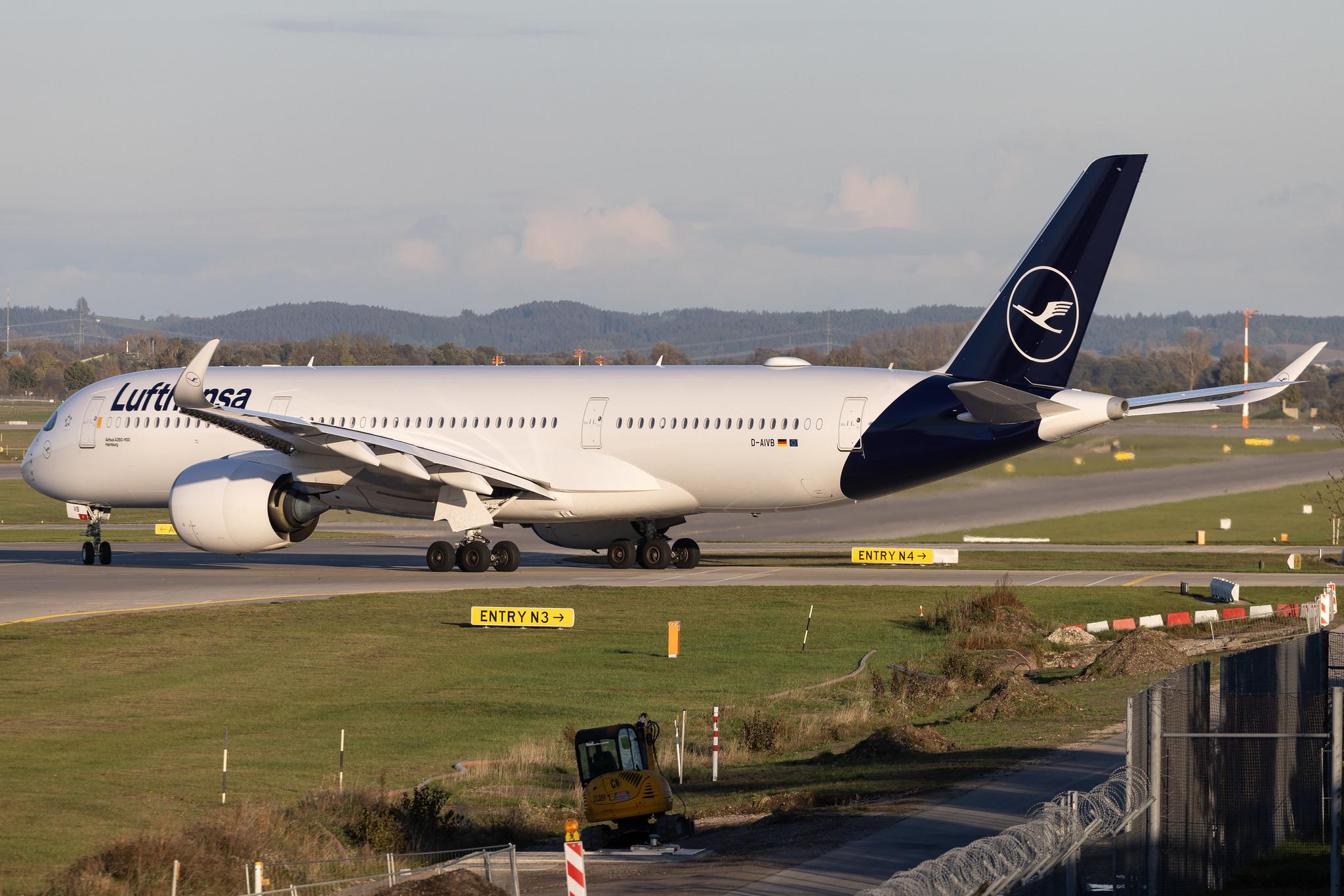 Munich Airport: Lufthansa (LH / DLH) | Airbus A350-941 A359 | D-AIVB | MSN 236