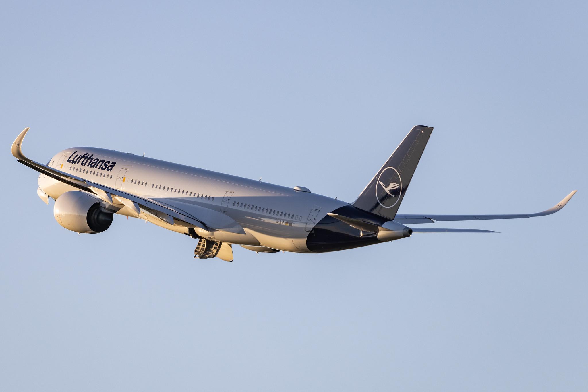 Munich Airport: Lufthansa (LH / DLH) | Airbus A350-941 A359 | D-AIVB | MSN 236