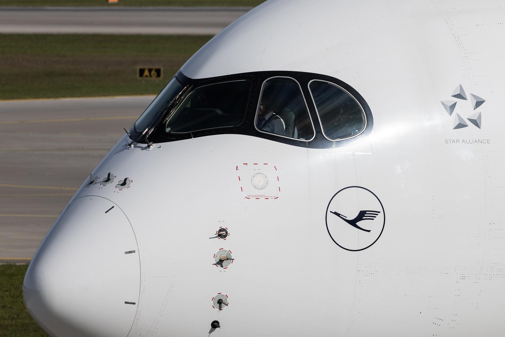 Munich Airport: Lufthansa (LH / DLH) | Airbus A350-941 A359 | D-AIXI | MSN 202