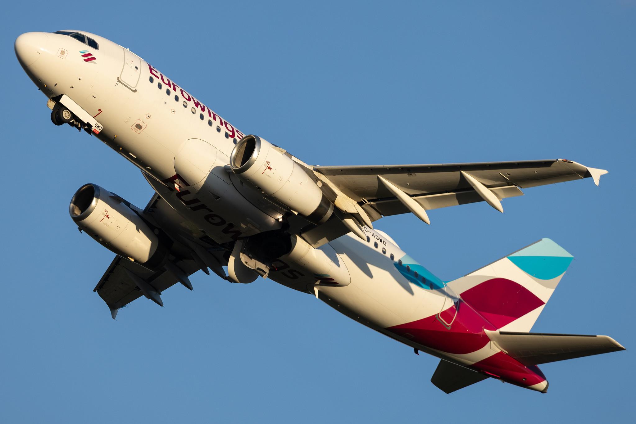 Hamburg Airport: Eurowings (EW / EWG) | Airbus A319-132 A319 | D-AGWD | MSN 3011