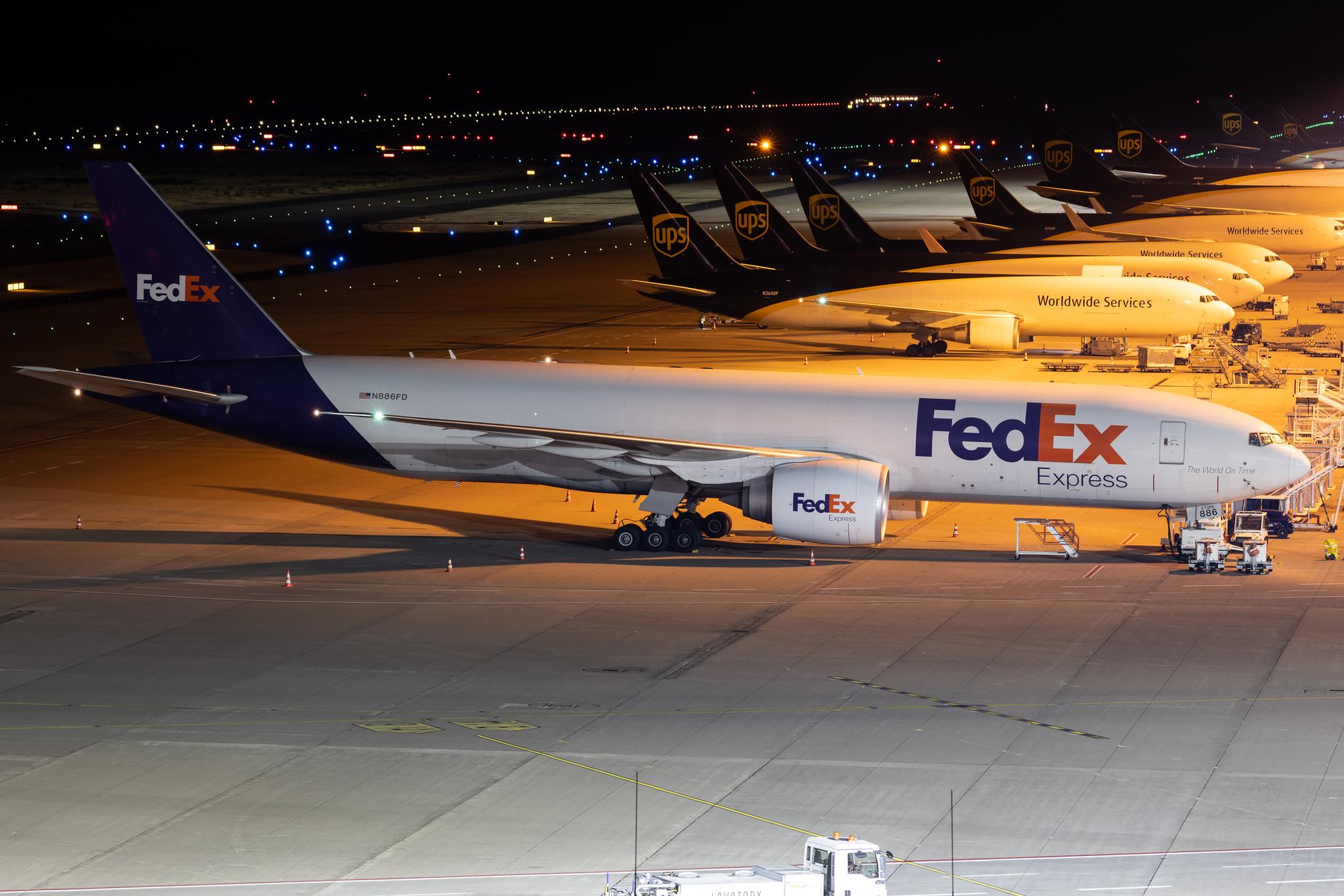 Köln Bonn Airport: FedEx (FX / FDX) |  Boeing 777-FS2 B77L | N886FD | MSN 41065
