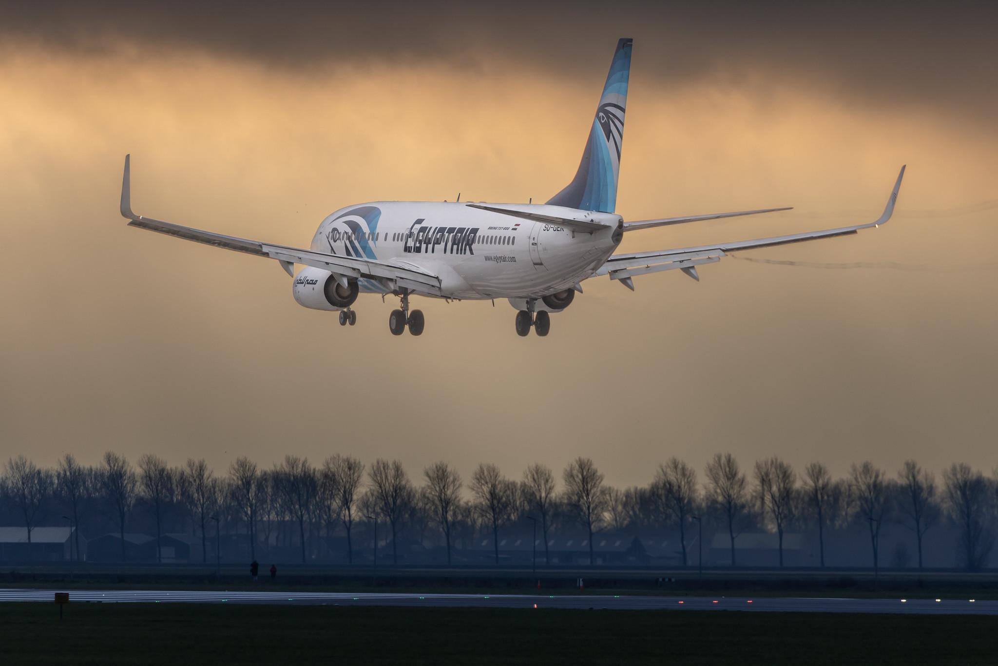 Amsterdam Schiphol: EgyptAir (MS / MSR) | Boeing 737-866 B738 | SU-GEK | MSN 63803