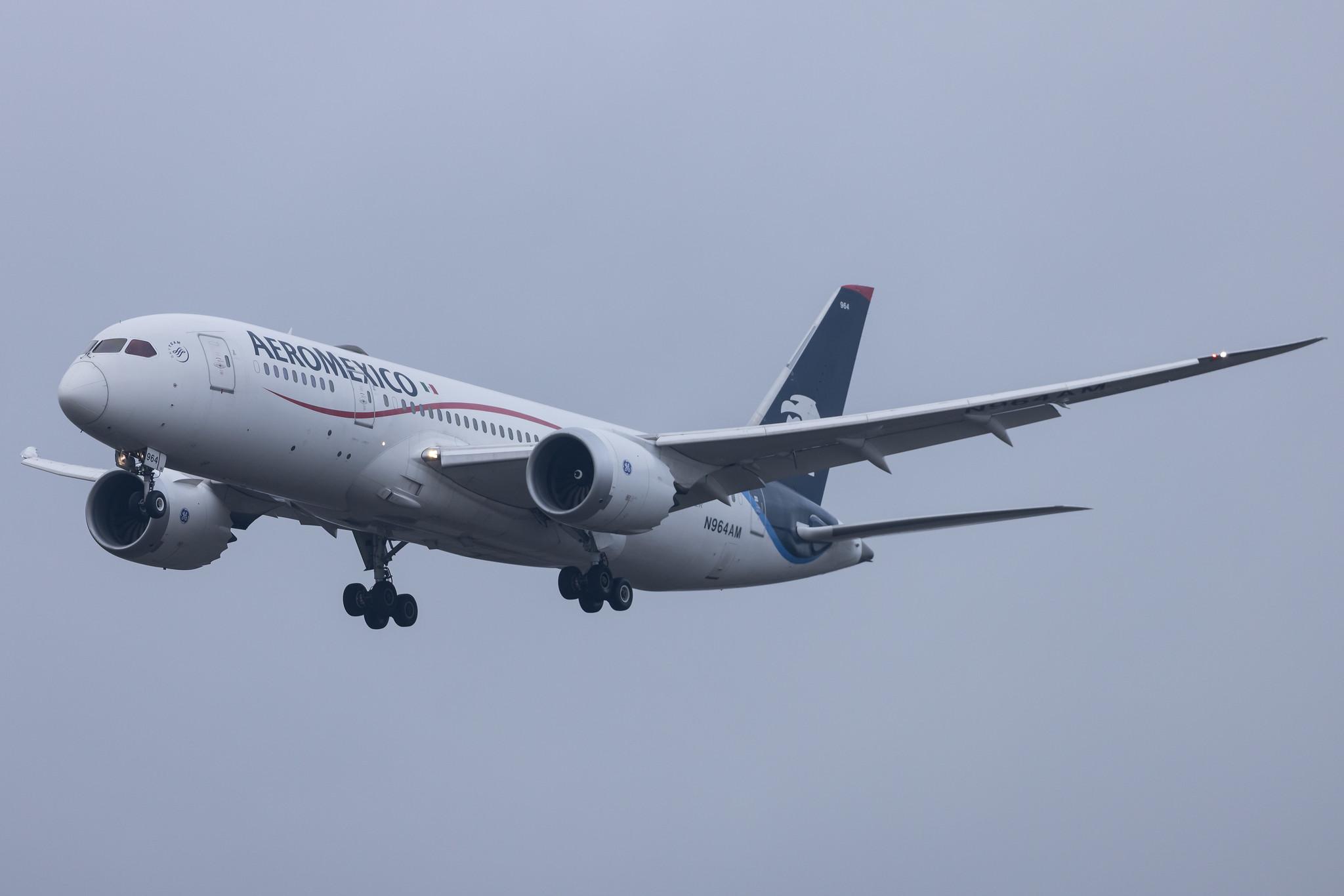 Amsterdam Schiphol: Aeromexico (AM / AMX) | Boeing 787-8 Dreamliner B788 | N964AM | MSN 35307