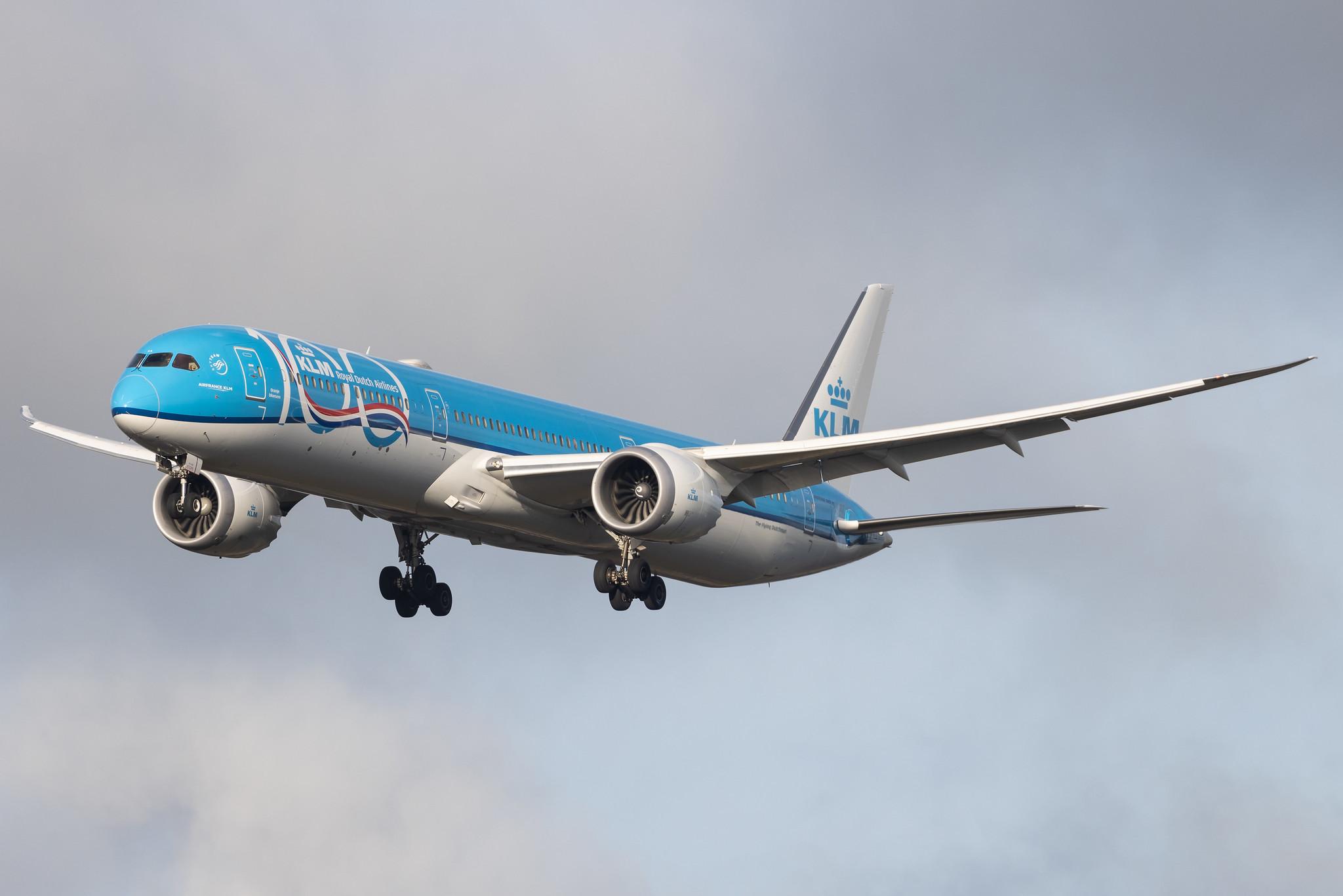 Amsterdam Schiphol: KLM (KL / KLM) | Livery: KLM 100 Years Livery | Boeing 787-10 Dreamliner B78X | PH-BKA | MSN 42485