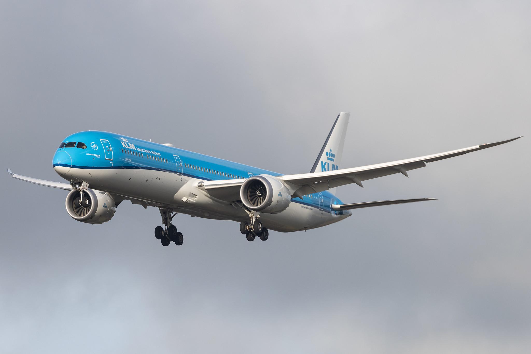 Amsterdam Schiphol: KLM (KL / KLM) | Boeing 787-10 Dreamliner B78X | PH-BKH | MSN 42489