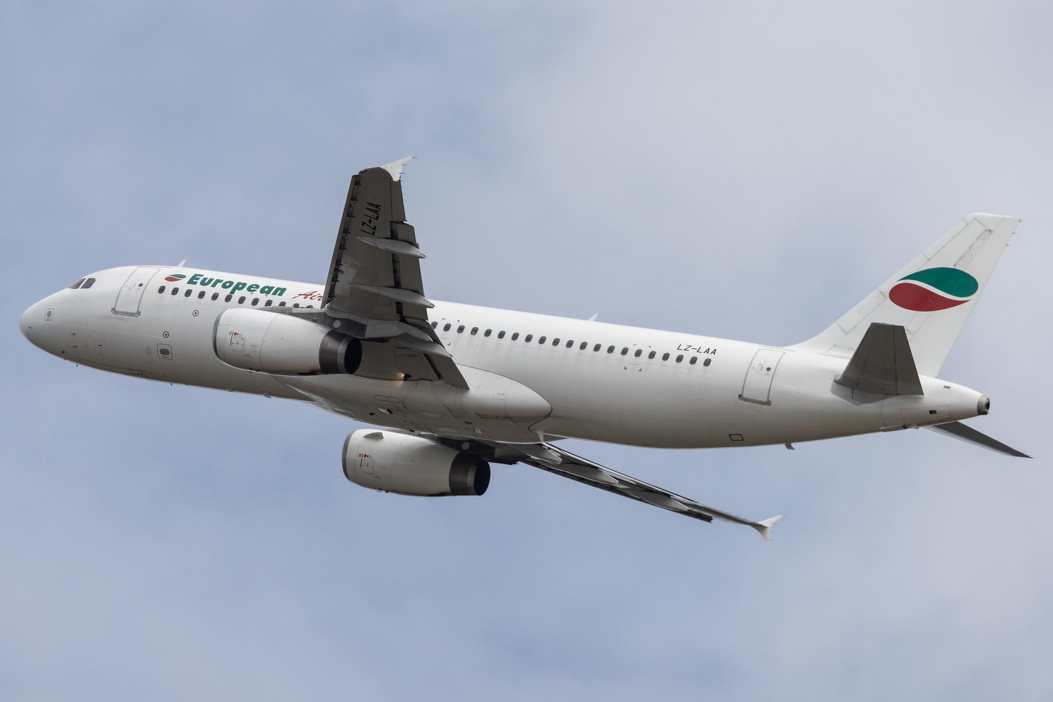 Köln Bonn Airport: European Air Charter (H6 / BUC) | Airbus A320-231 A320 | LZ-LAA | MSN 0256
