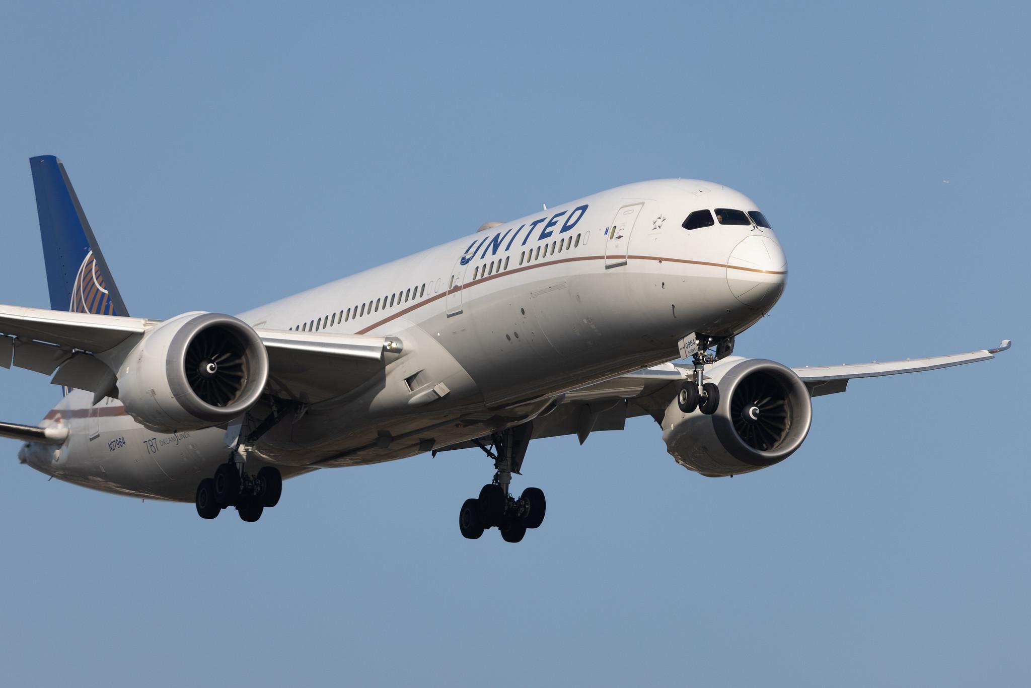 London Heathrow: United Airlines (UA / UAL) |  Boeing 787-9 Dreamliner B789 | N27964 | MSN 37813