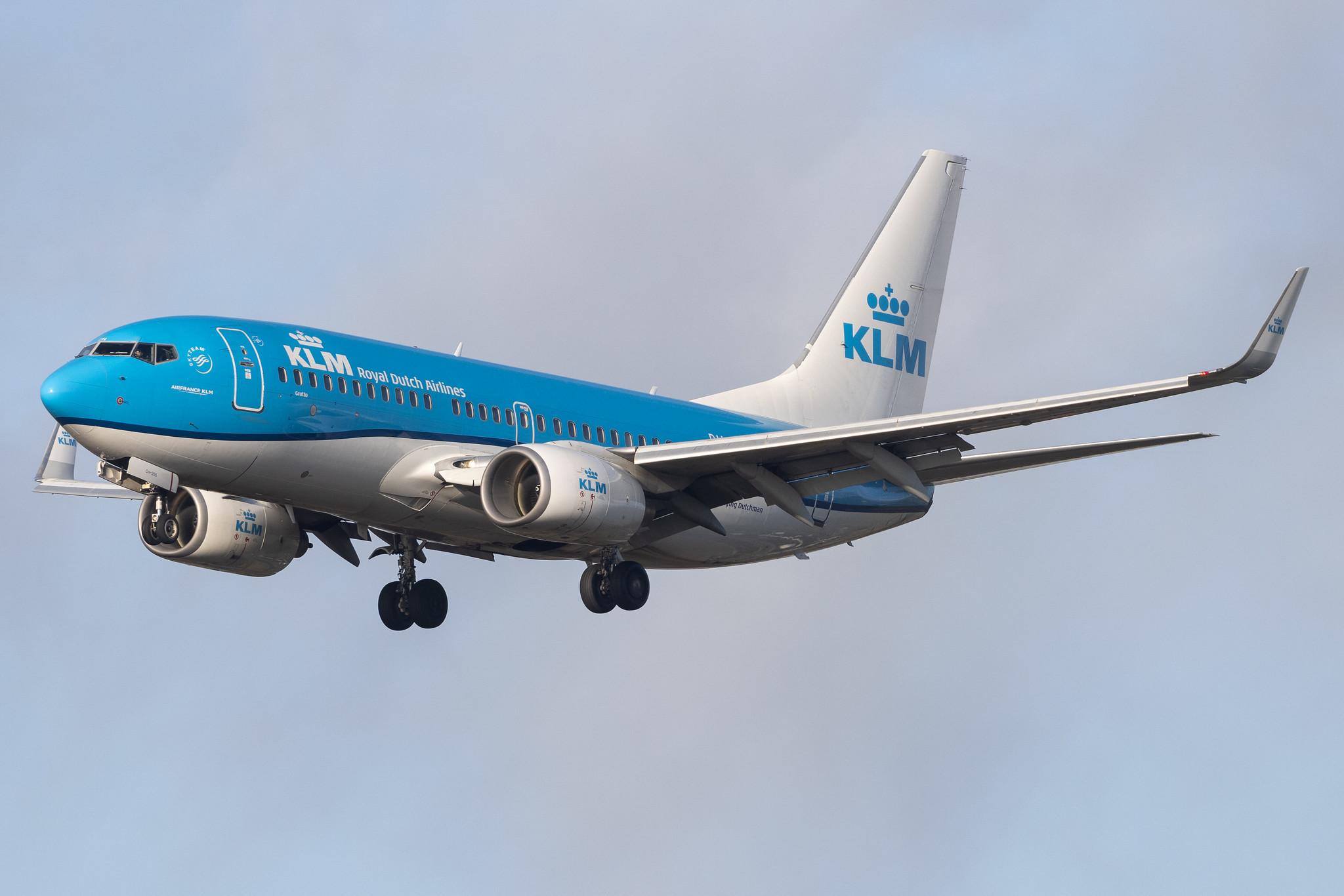 Amsterdam Schiphol: KLM (KL / KLM) | Boeing 737-7K2 B737 | PH-BGH | MSN 38053
