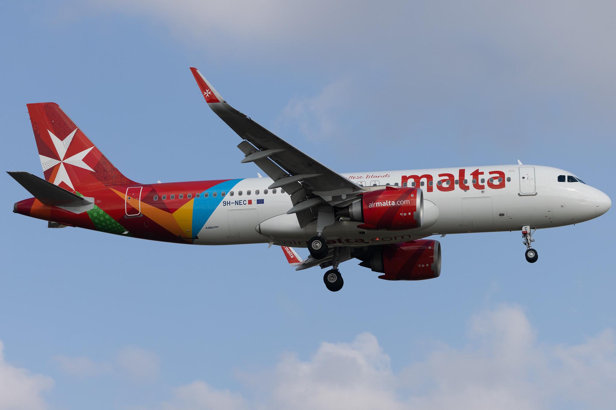 London Heathrow: Air Malta (KM / AMC) | Airbus A320-251N A20N | 9H-NEC | MSN 9049