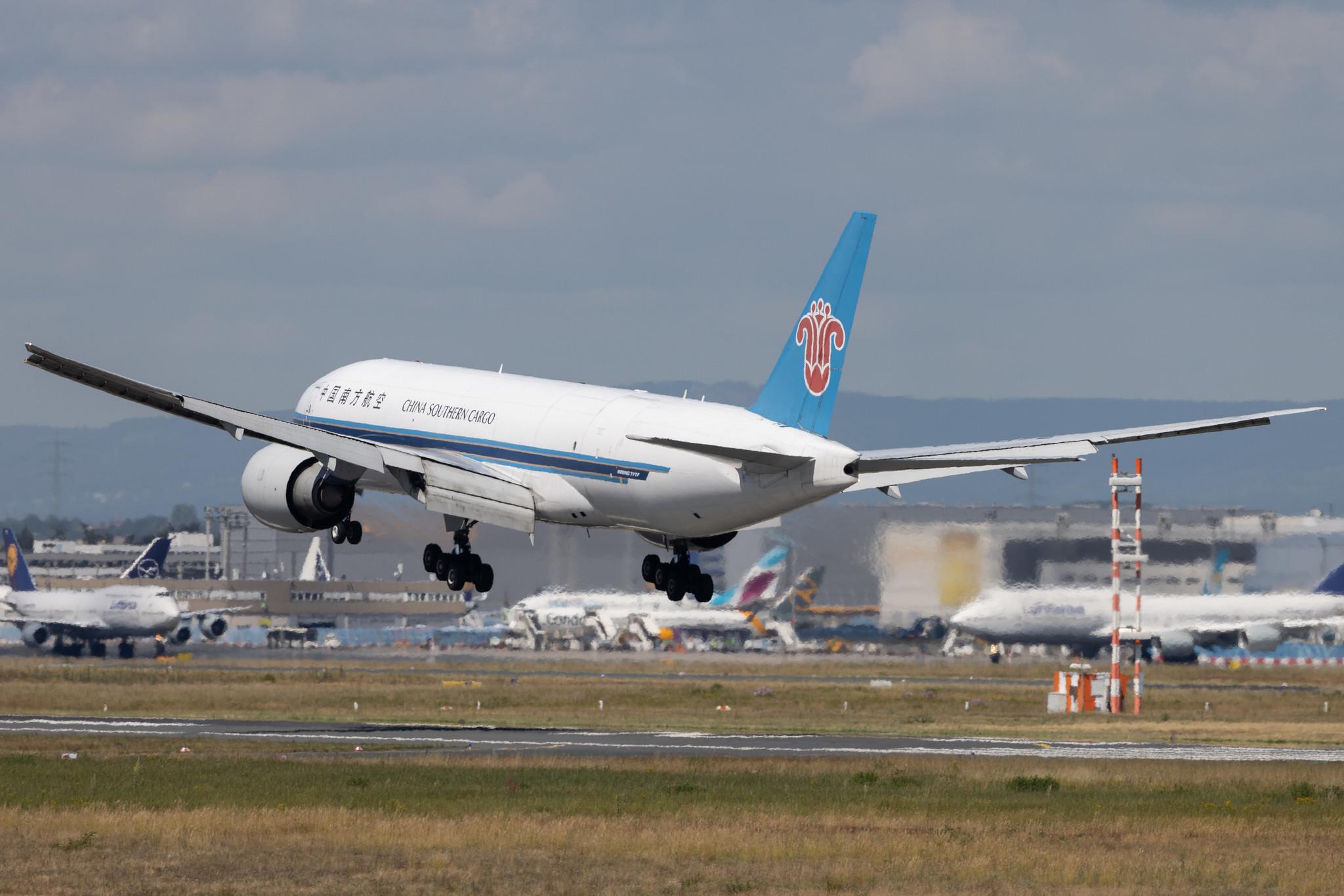 Frankfurt Airport: China Southern Cargo (CZ / CSN) | Operator: China Southern Airlines |  Boeing 777-F1B B77L | B-2072 | MSN 37310