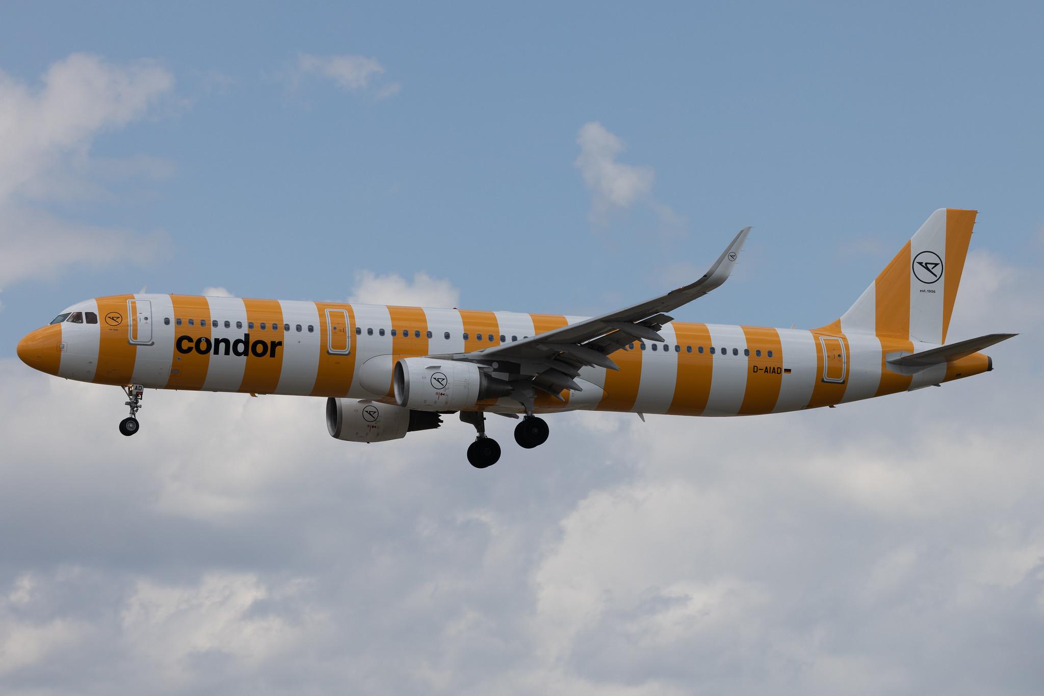 Frankfurt Airport: Condor (DE / CFG) | Airbus A321-211 A321 | D-AIAD | MSN 6053