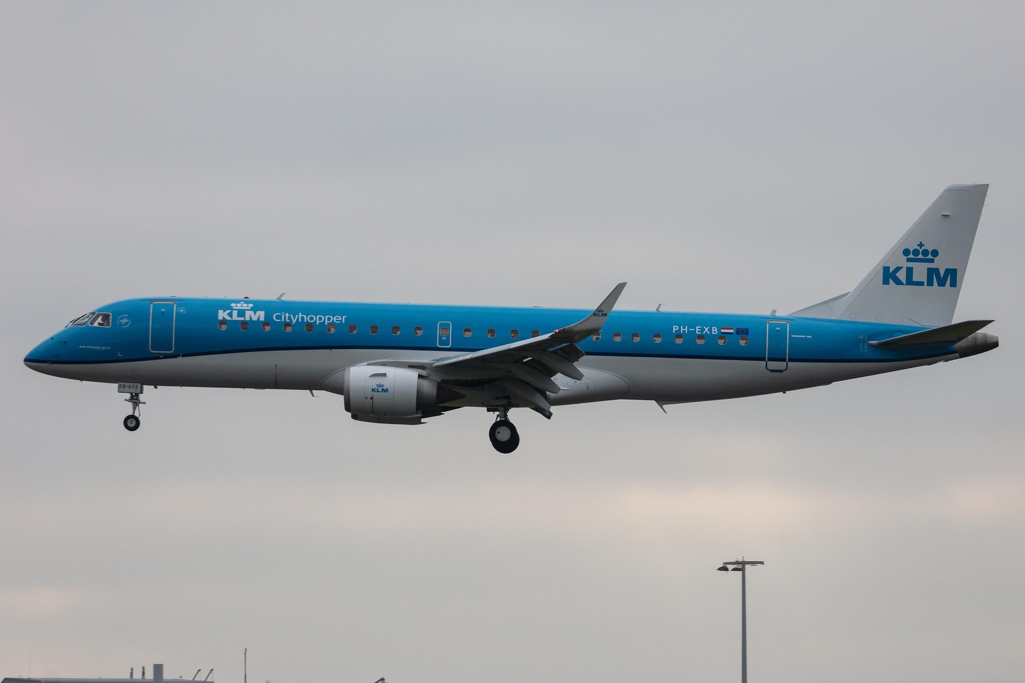 Amsterdam Schiphol: KLM (KL / KLM) | Operator: KLM Cityhopper |  Embraer E190STD E190 | PH-EXB | MSN 19000658