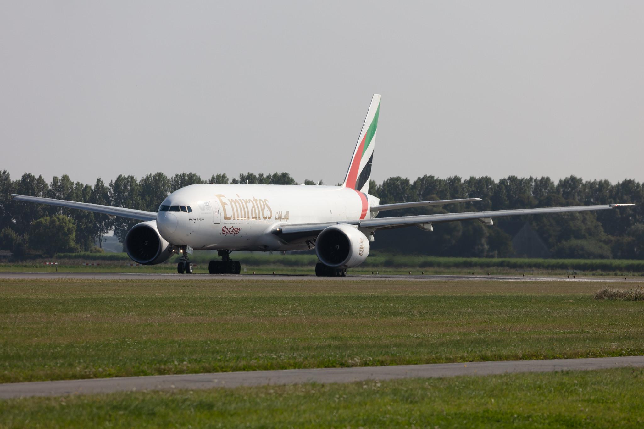Amsterdam Schiphol: Emirates SkyCargo (EK / UAE) | Operator: Emirates |  Boeing 777-F1H B77L | A6-EFL | MSN 42230