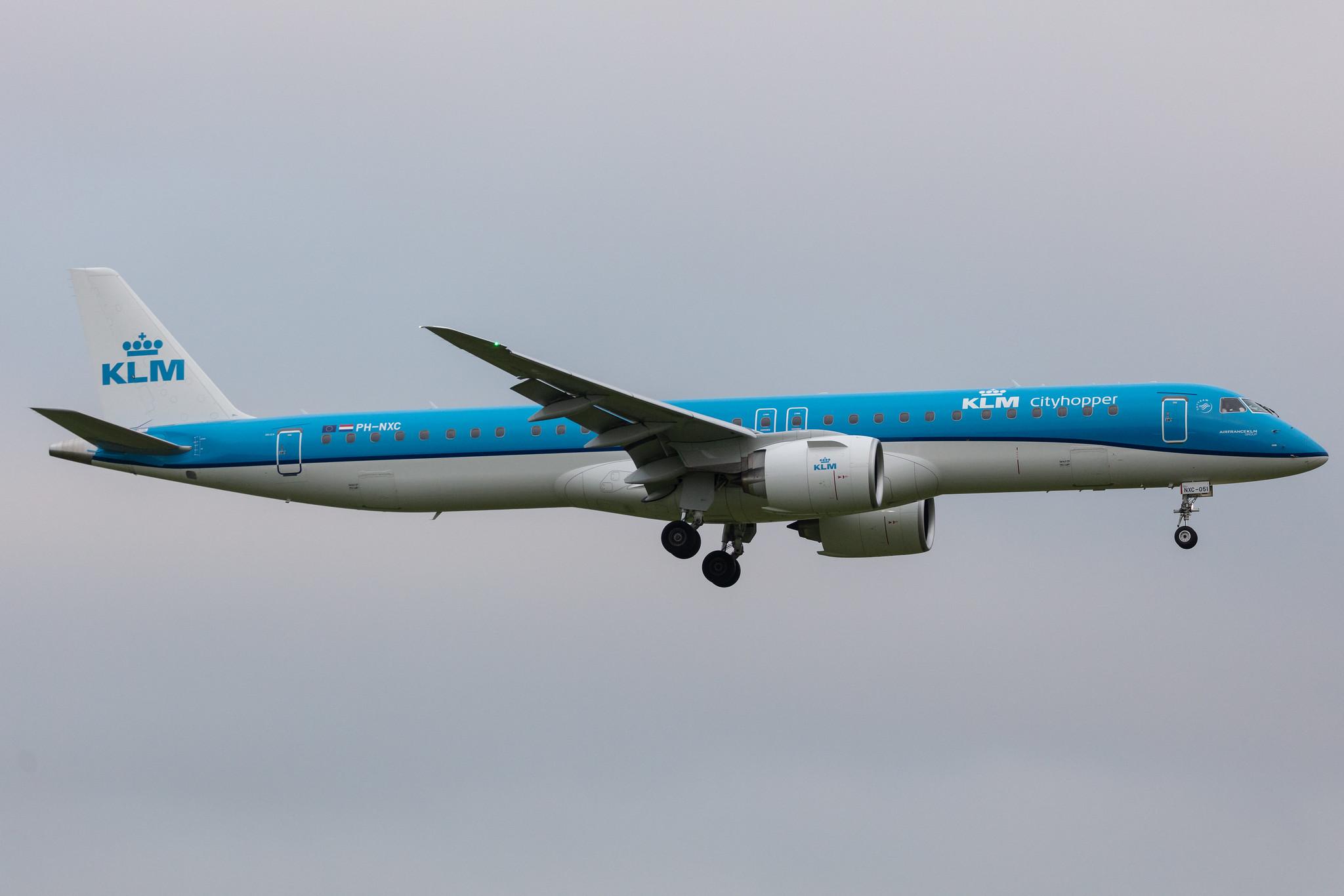 Amsterdam Schiphol: KLM (KL / KLM) | Operator: KLM Cityhopper |  Embraer E195-E2 E295 | PH-NXC | MSN 19020051